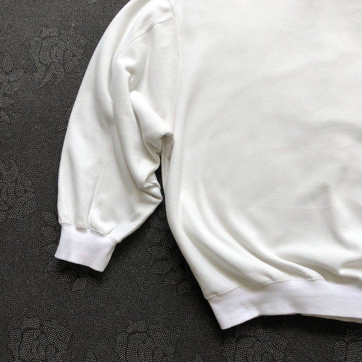 Billabong vintage BILLABONG velvet sweatshirt Size US S / EU 44-46 / 1 - 4 Thumbnail