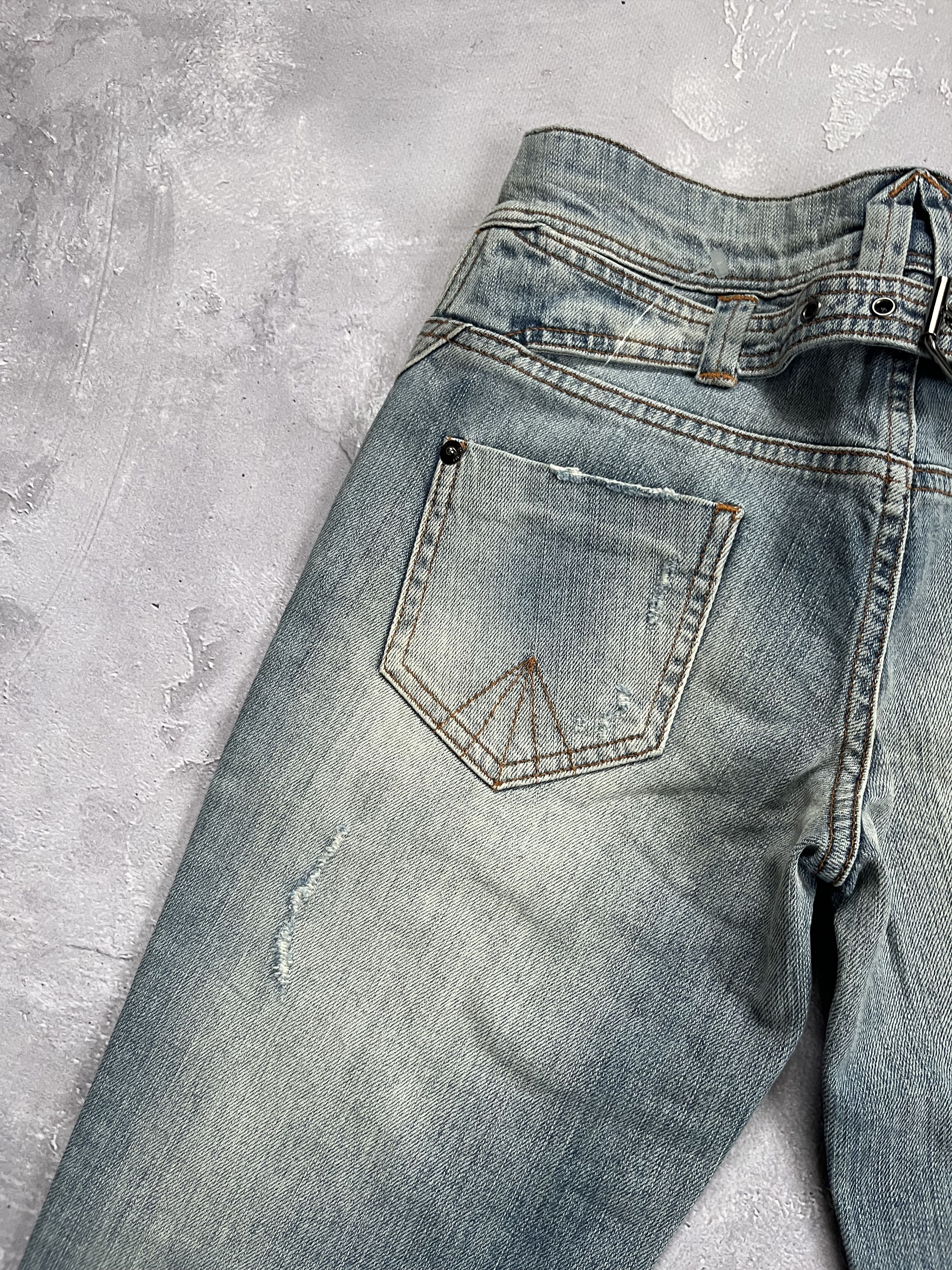 John Galliano John Galliano Buckle Back Jeans Y2K Bootcut Light Wash Size 24" / US 00 / IT 34 - 5 Thumbnail