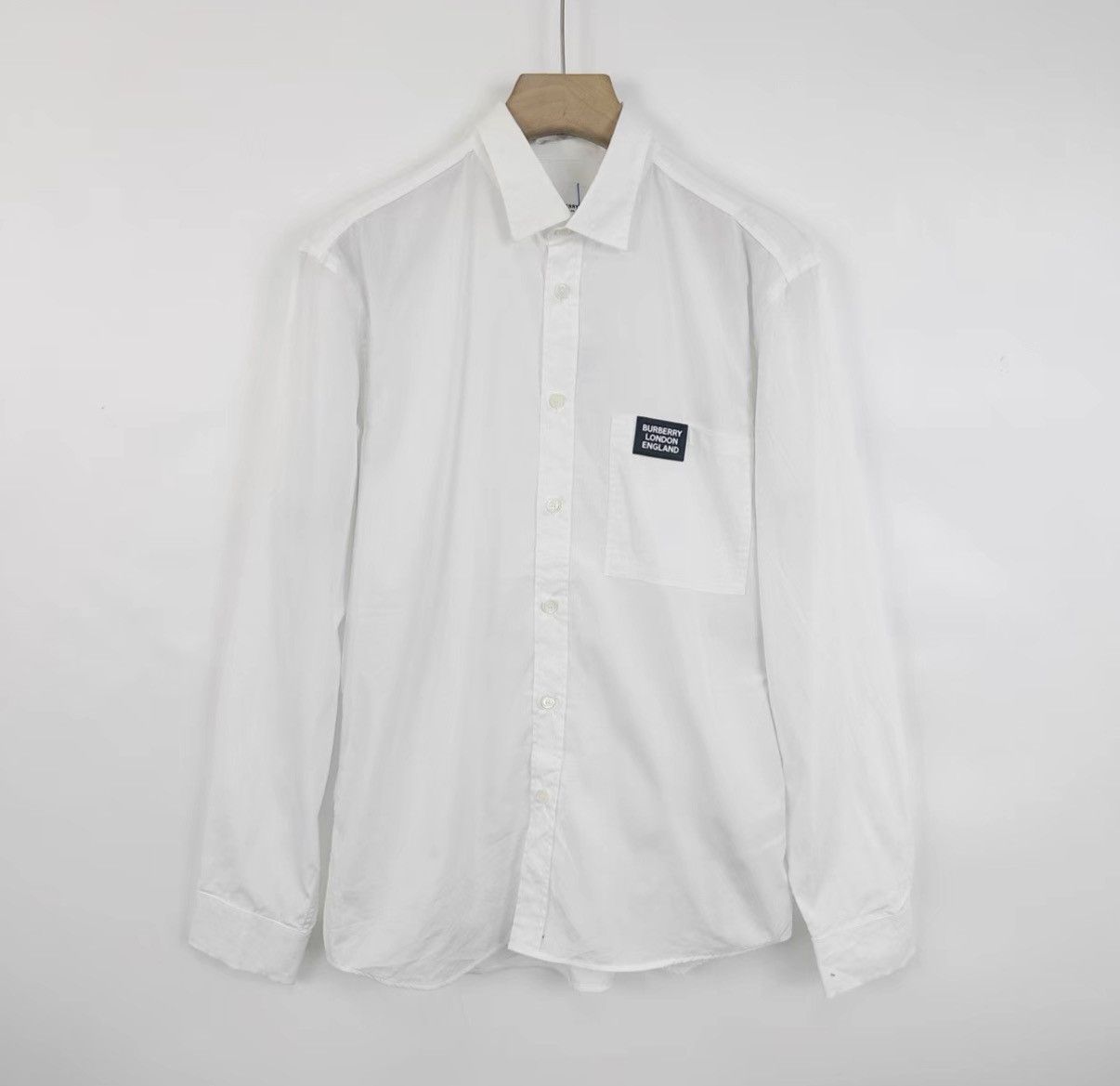 Burberry Burberry Chest Leather Patch Letter Long Sleeve Shirt K12 Size US L / EU 52-54 / 3 - 1 Thumbnail