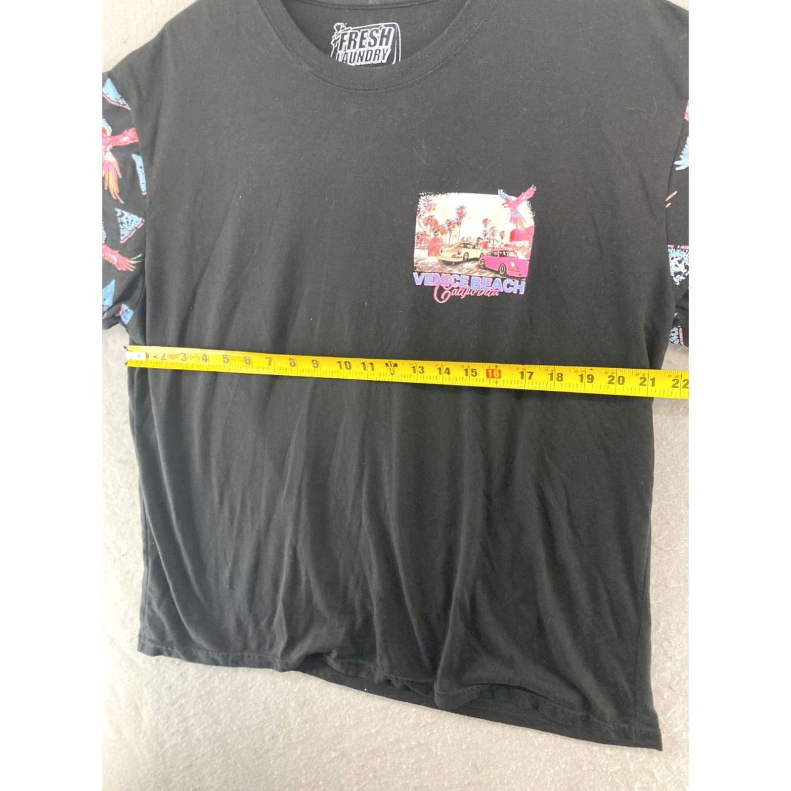 Vintage FRESH LAUNDRY Mens TShirt XL Black Beach Graphic Print Crew Neck Short Sleeve Adults Men Shirts Size US XL / EU 56 / 4 - 2 Thumbnail