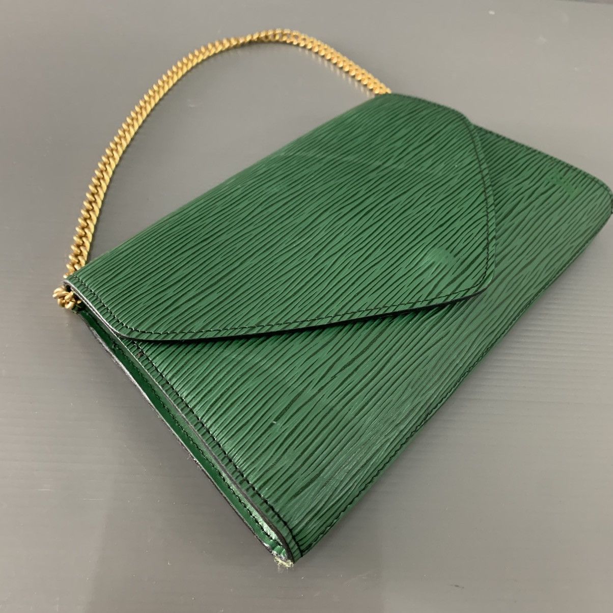 Louis Vuitton Louis Vuitton Epi Leather Pochette Bag Size ONE SIZE - 5 Thumbnail