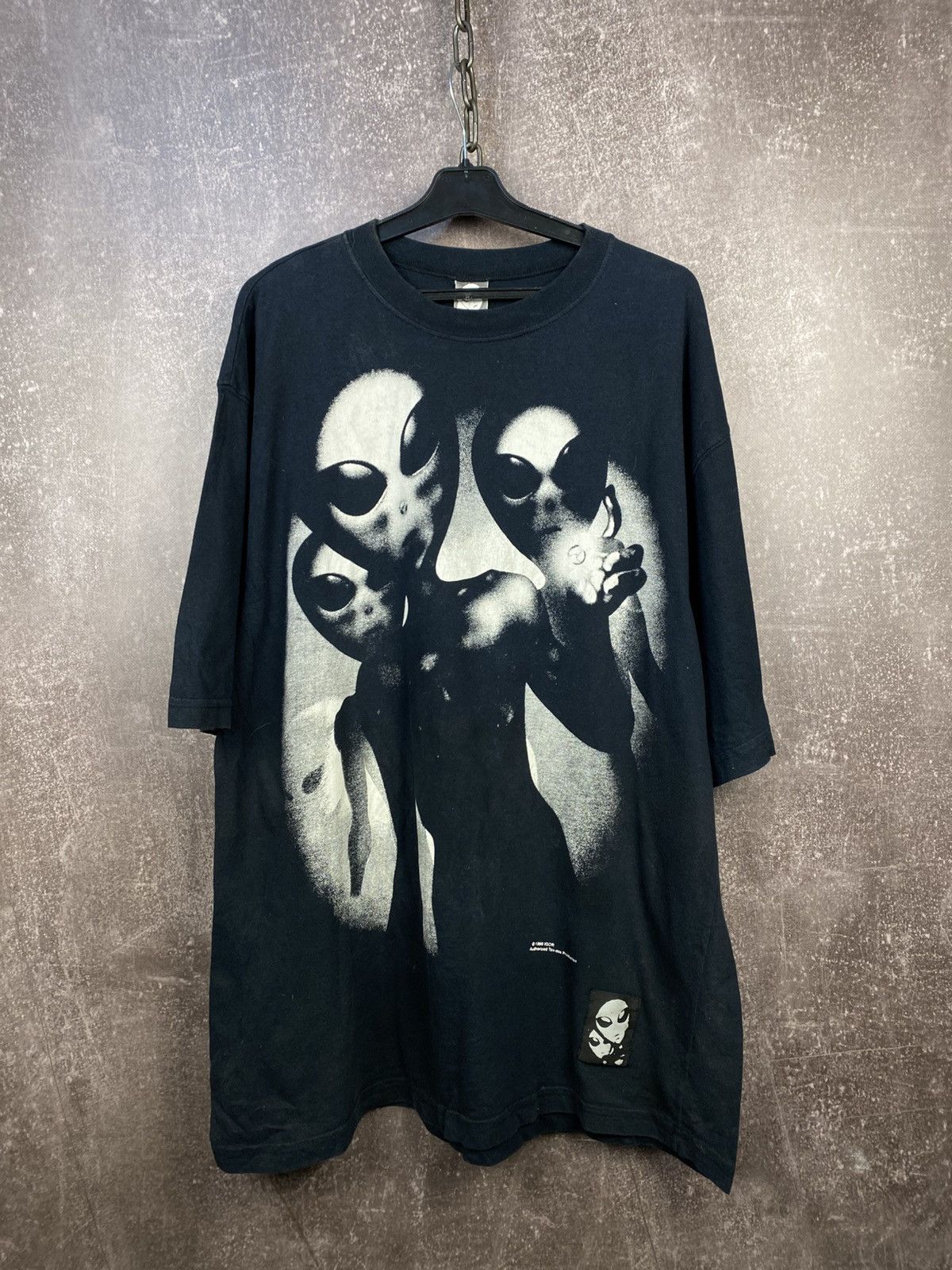 Alien Workshop VTG 1995 IGOR Authorized Tex-ass prod alien movie t-shirt Size US XL / EU 56 / 4 - 1 Thumbnail
