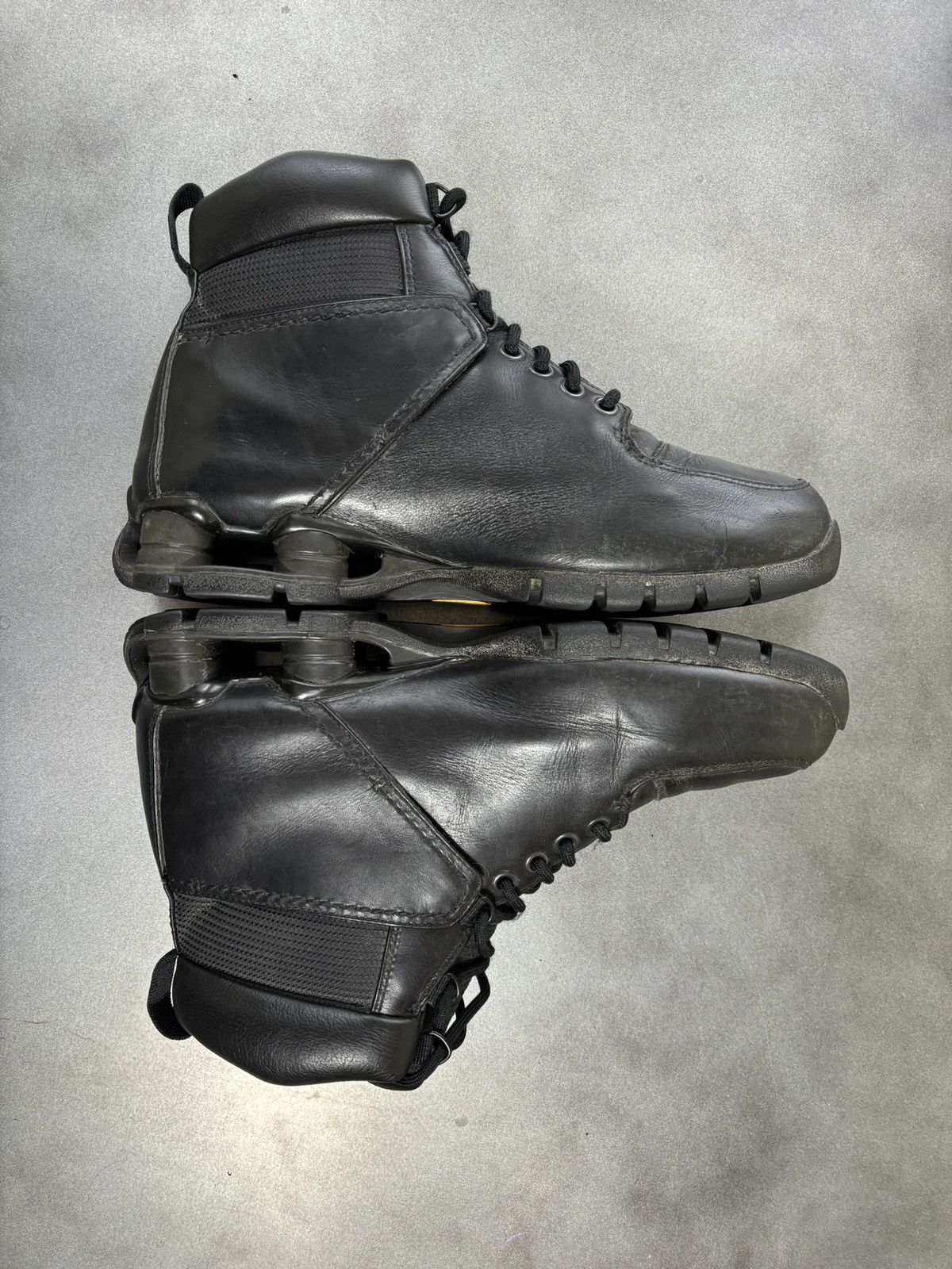 Nike × Vibram × Vintage 2004 Nike Shox Neo Mid Vintage Nike Shox Boots Vibram 308659 Size US 9 / EU 42 - 13 Thumbnail