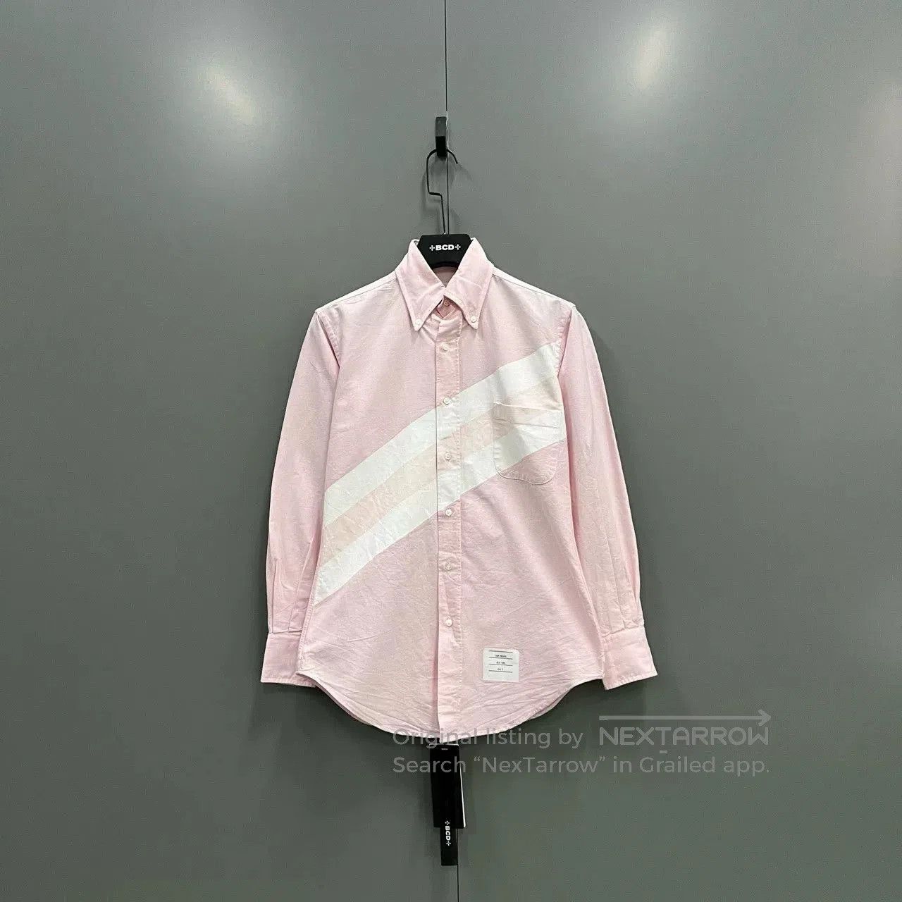 Thom Browne thom browne pink diagonal stripe shirt. Size US XXS / EU 40 - 1 Thumbnail