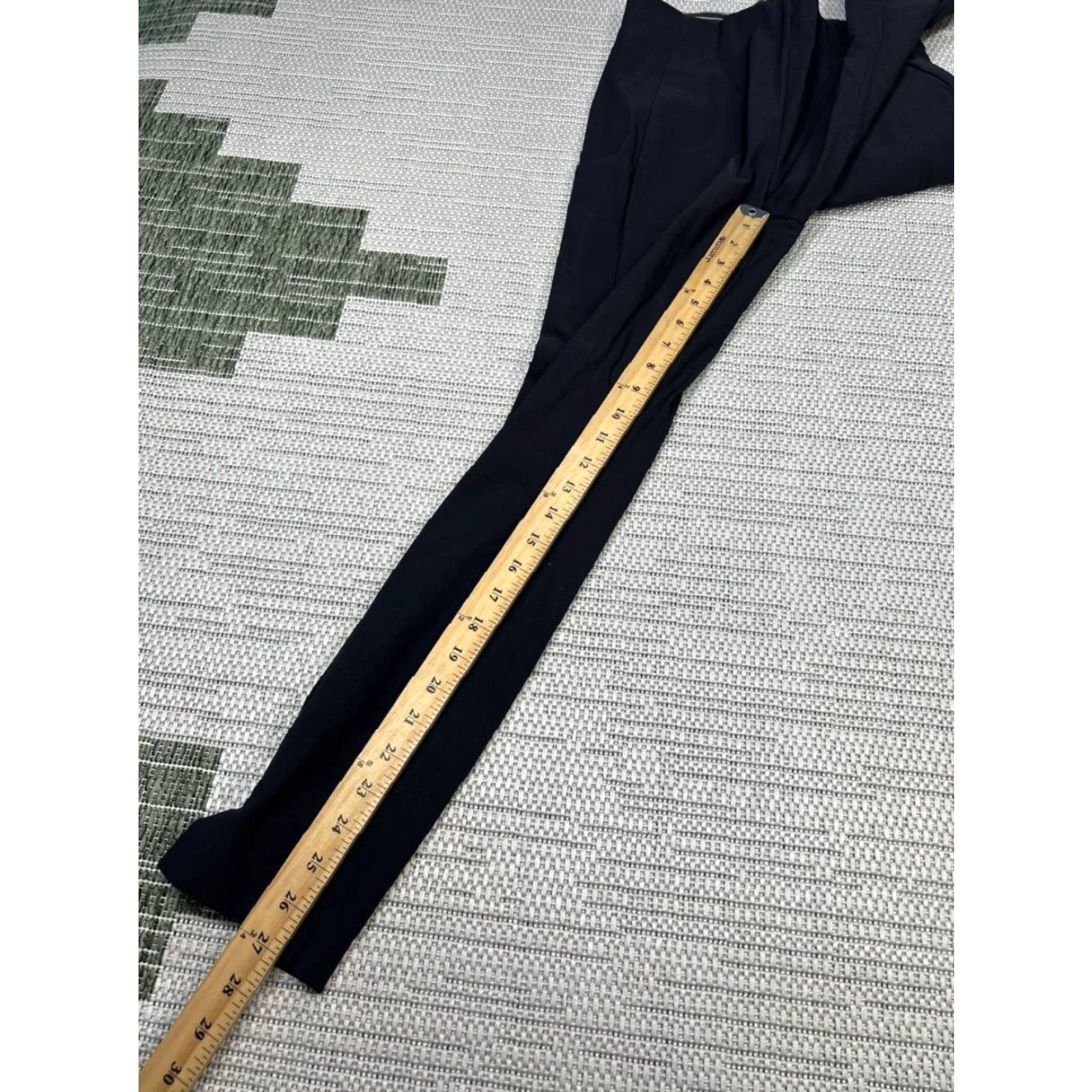 Athleta Athleta Pants Womens 2 Black Slim Ankle Athleisure Running Walking Slimming Shoes? Size 26" / US 2 / IT 38 - 3 Thumbnail