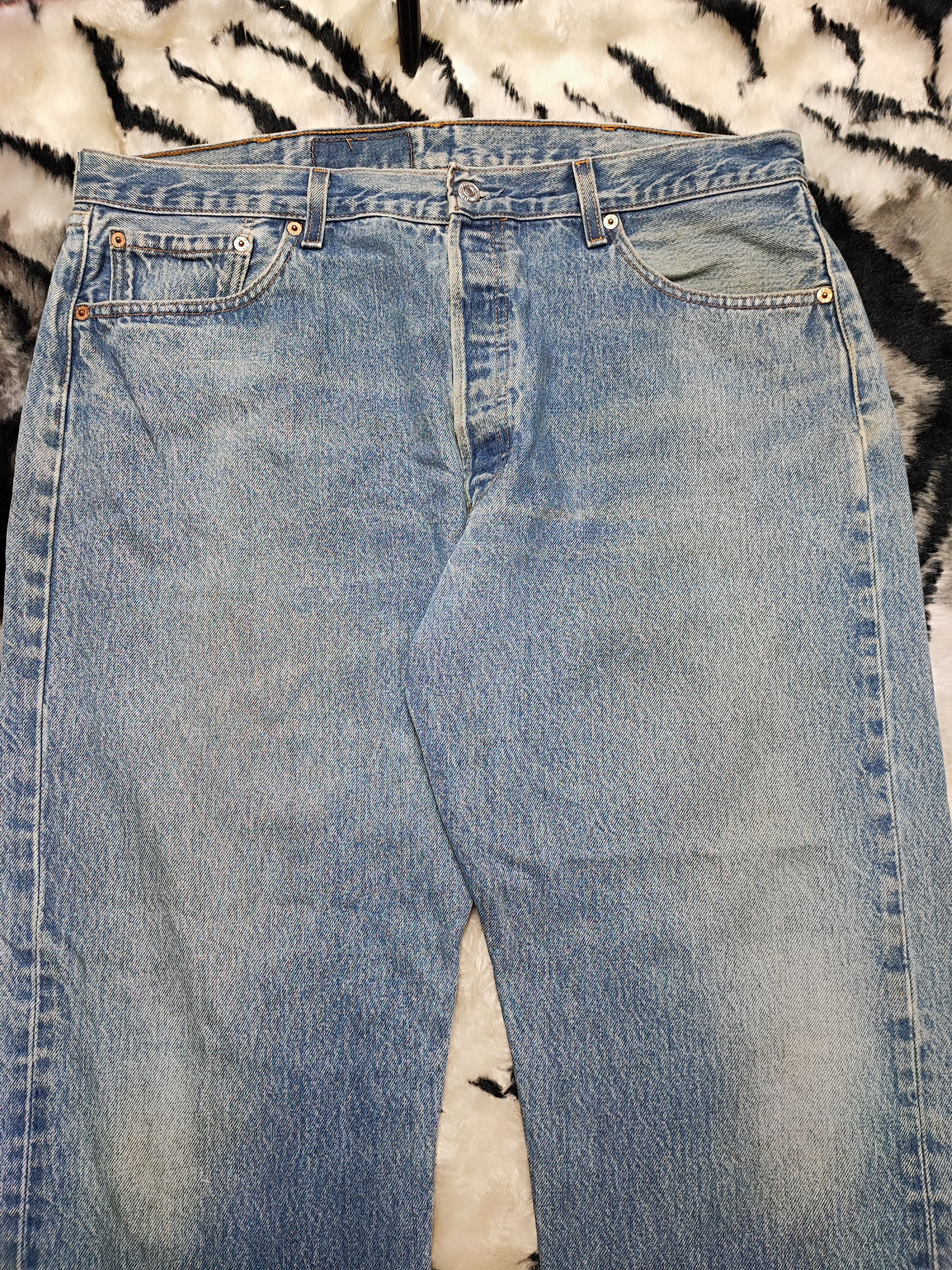 Levi's Vintage Clothing Vintage Levis 501xx Fly Button Jeans Size US 37 - 4 Thumbnail
