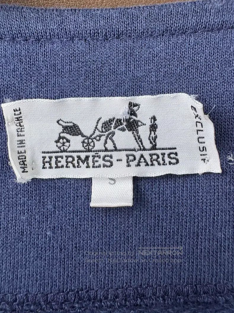 Hermes Hermes Vintage navy blue V-neck embroidered badge college Size S / US 4 / IT 40 - 5 Thumbnail