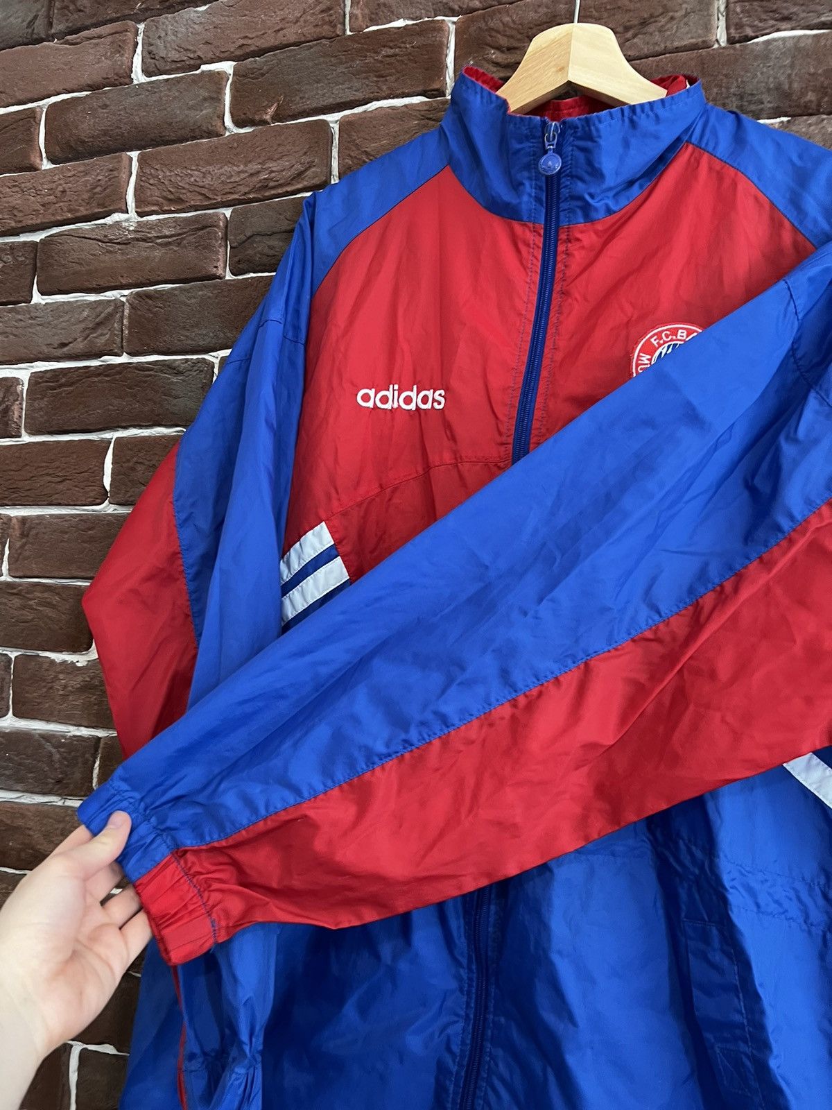 Adidas Rare Vintage 90s Adidas FC Bayern Munich Light Jacket M Blac Size US M / EU 48-50 / 2 - 7 Thumbnail