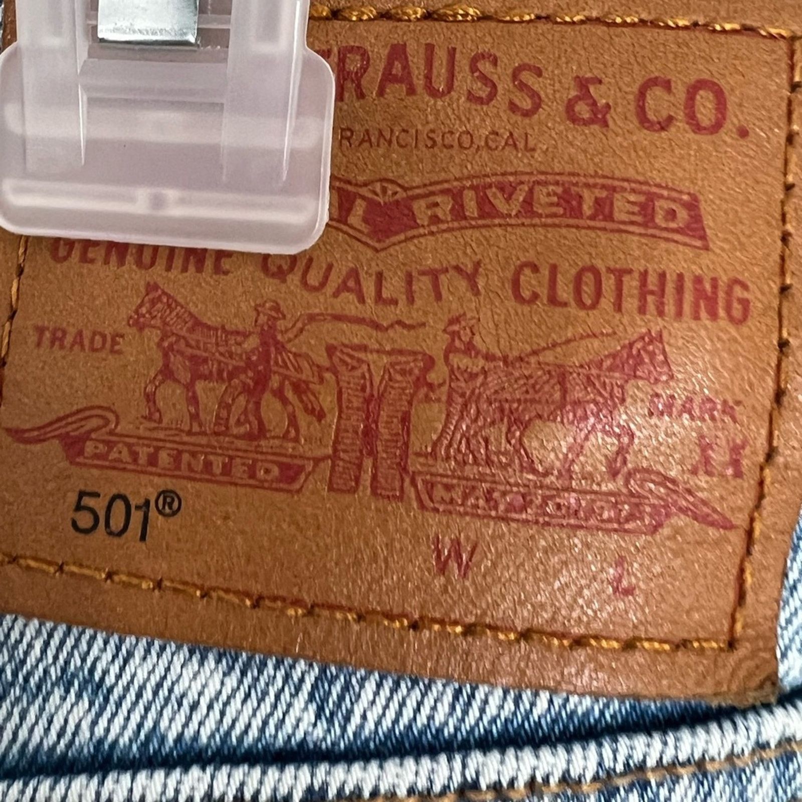 Levi's Levi's Women's Premium 501 Crop Jeans Acid Wash 32x26 CLEAN Size 32" / US 10 / IT 46 - 5 Thumbnail