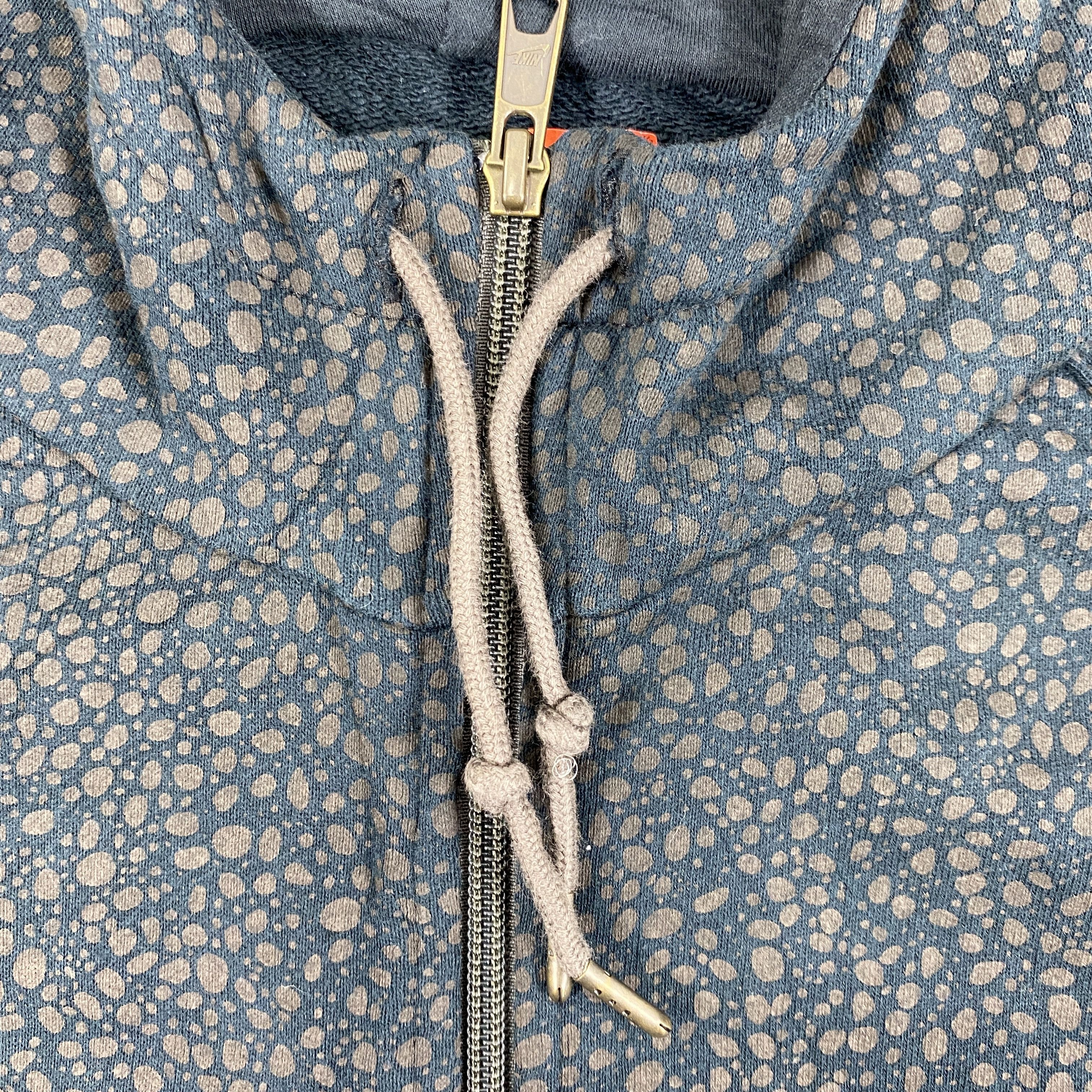 Japanese Brand Vintage Nike Sportswear Hoodie -SW156 Size US L / EU 52-54 / 3 - 11 Thumbnail