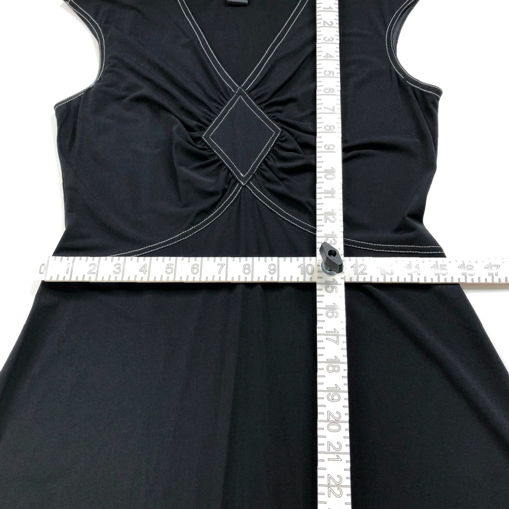 Bcbgmaxazria BCBGMAXAZRIA Dress A-Line Midi Casual Sleeveless V-Neck Black Lightweight Knit Pullover L Women's Size L / US 10 / IT 46 - 6 Thumbnail