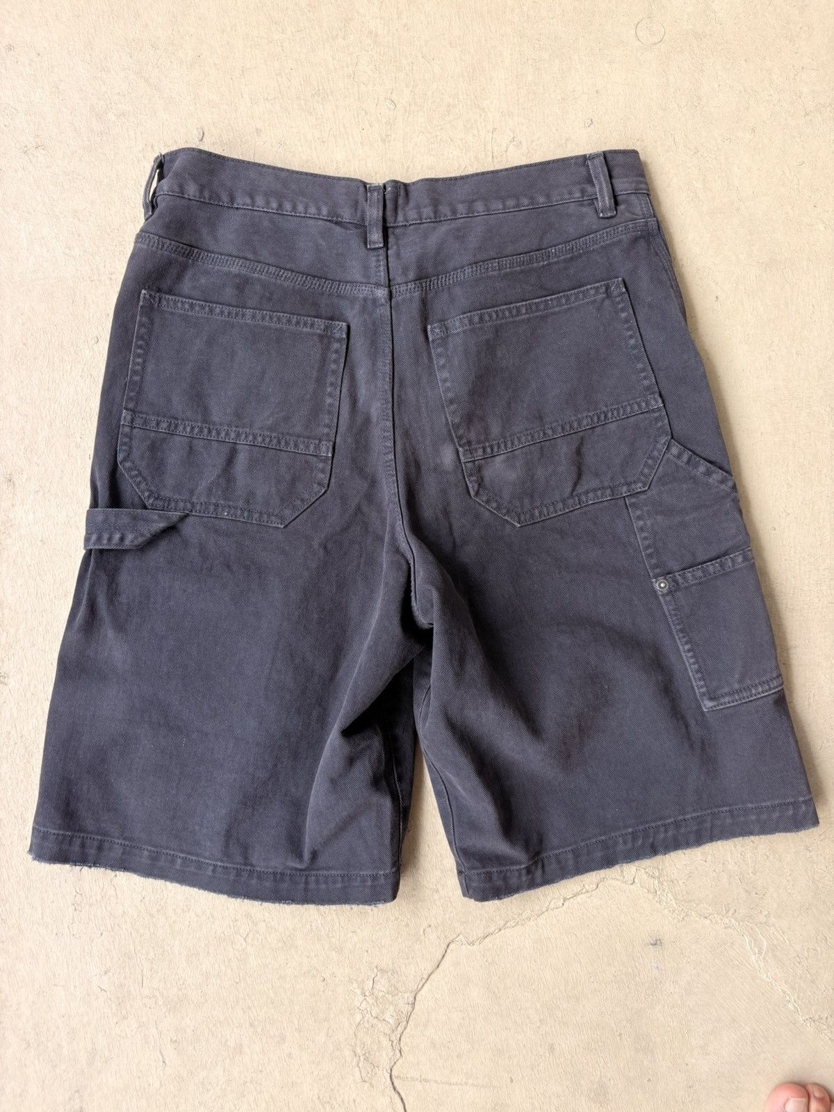 H&M Workwear carpenter shorts w/ faded wash Size US 34 / EU 50 - 3 Thumbnail