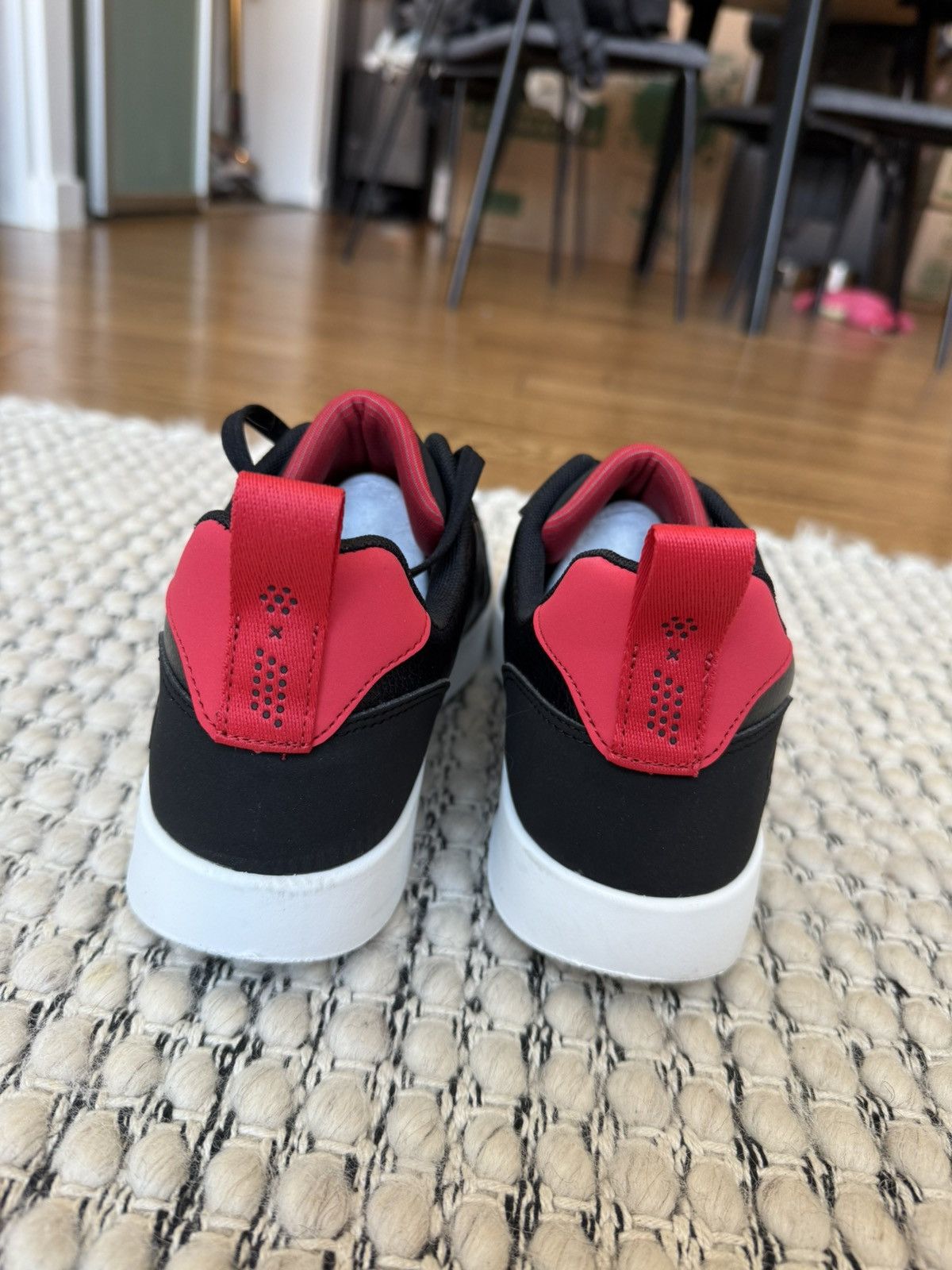 Other Atoms x MKBHD Low Sneaker | Black & Red | Men’s 9 Size US 9 / EU 42 - 4 Thumbnail