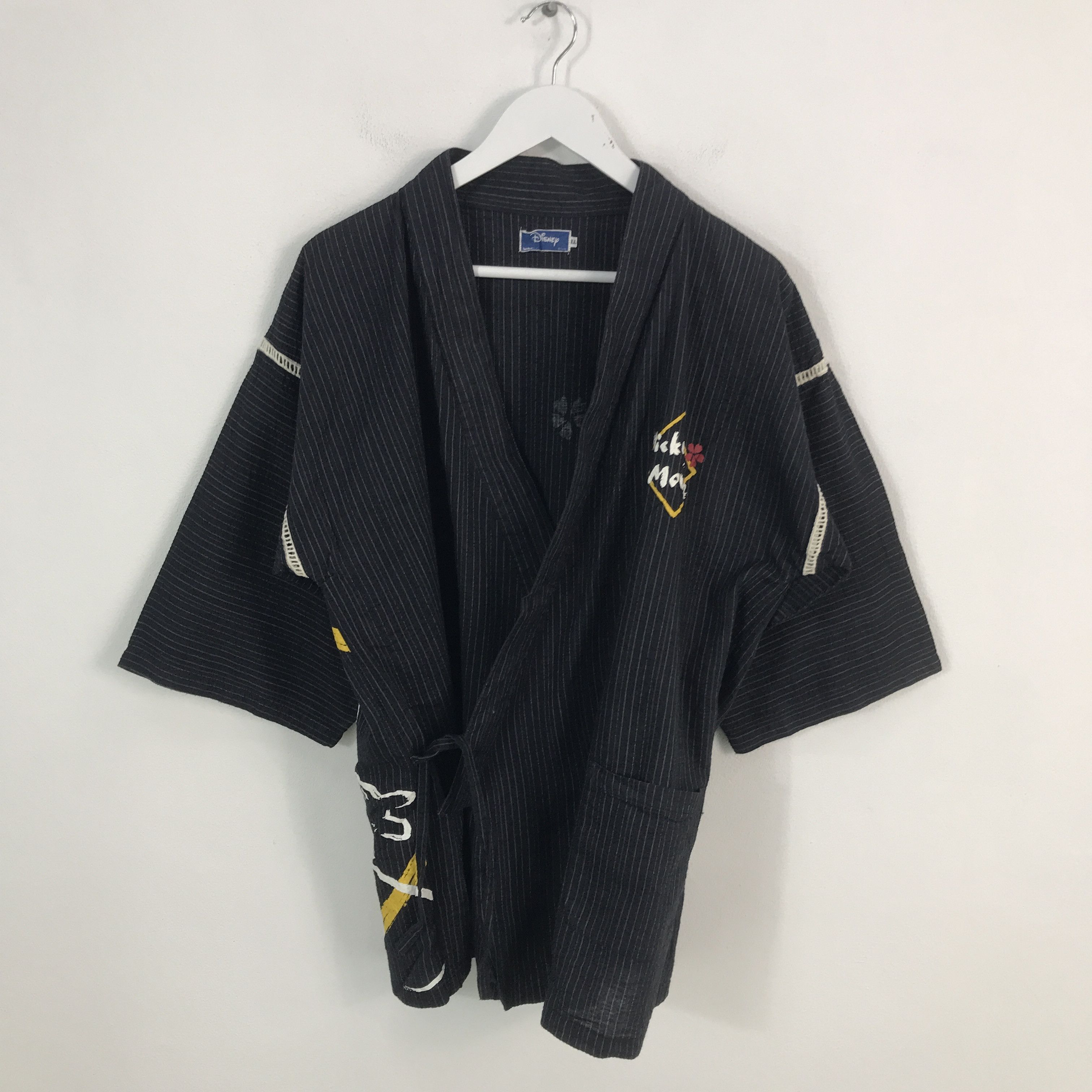 Mickey Mouse Rare mickey mouse Kimono Traditional jacket Size US L / EU 52-54 / 3 - 2 Thumbnail