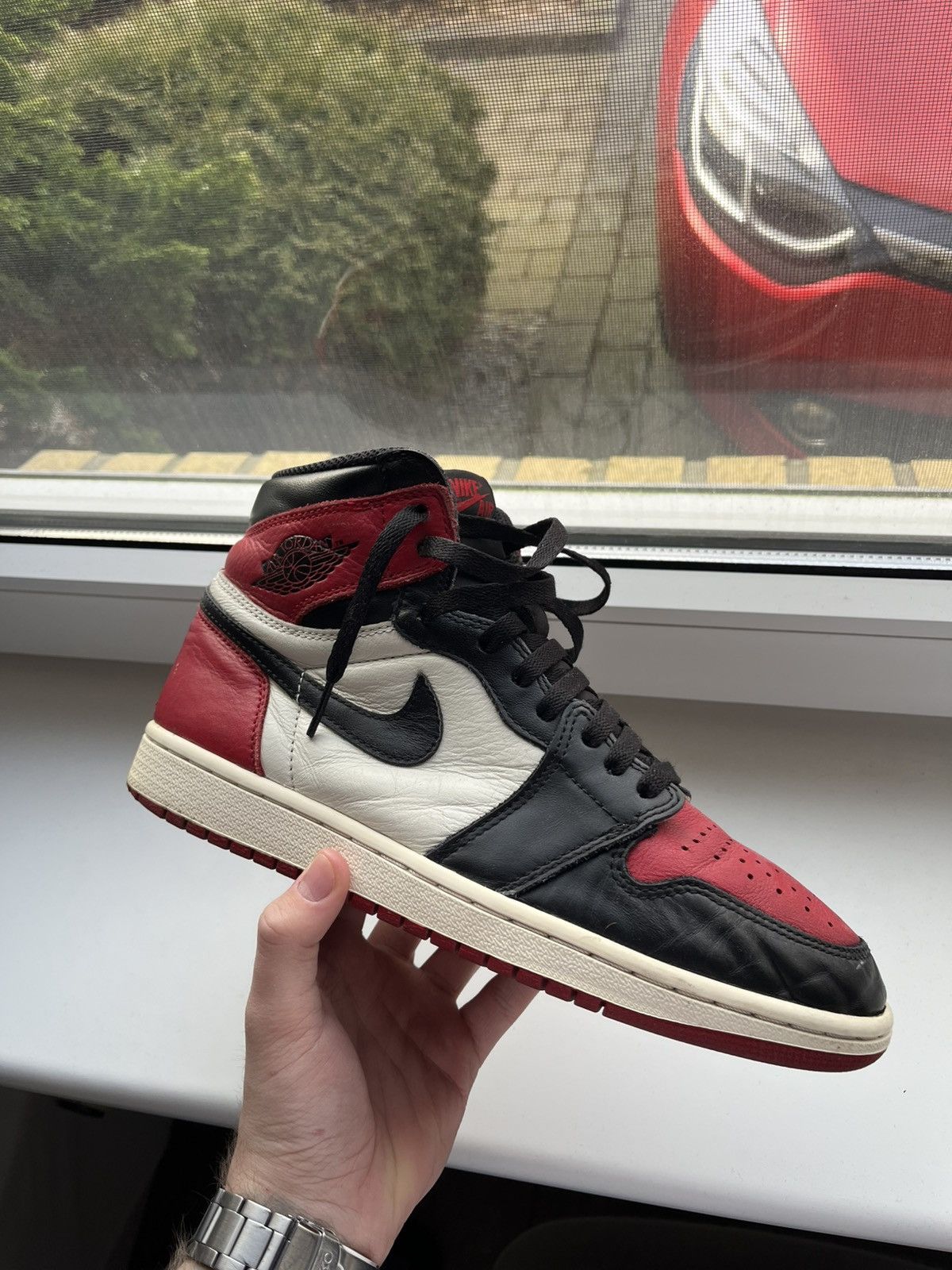 Jordan Brand × Nike Jordan 1 Bred Toe Size US 8.5 / EU 41-42 - 1 Thumbnail