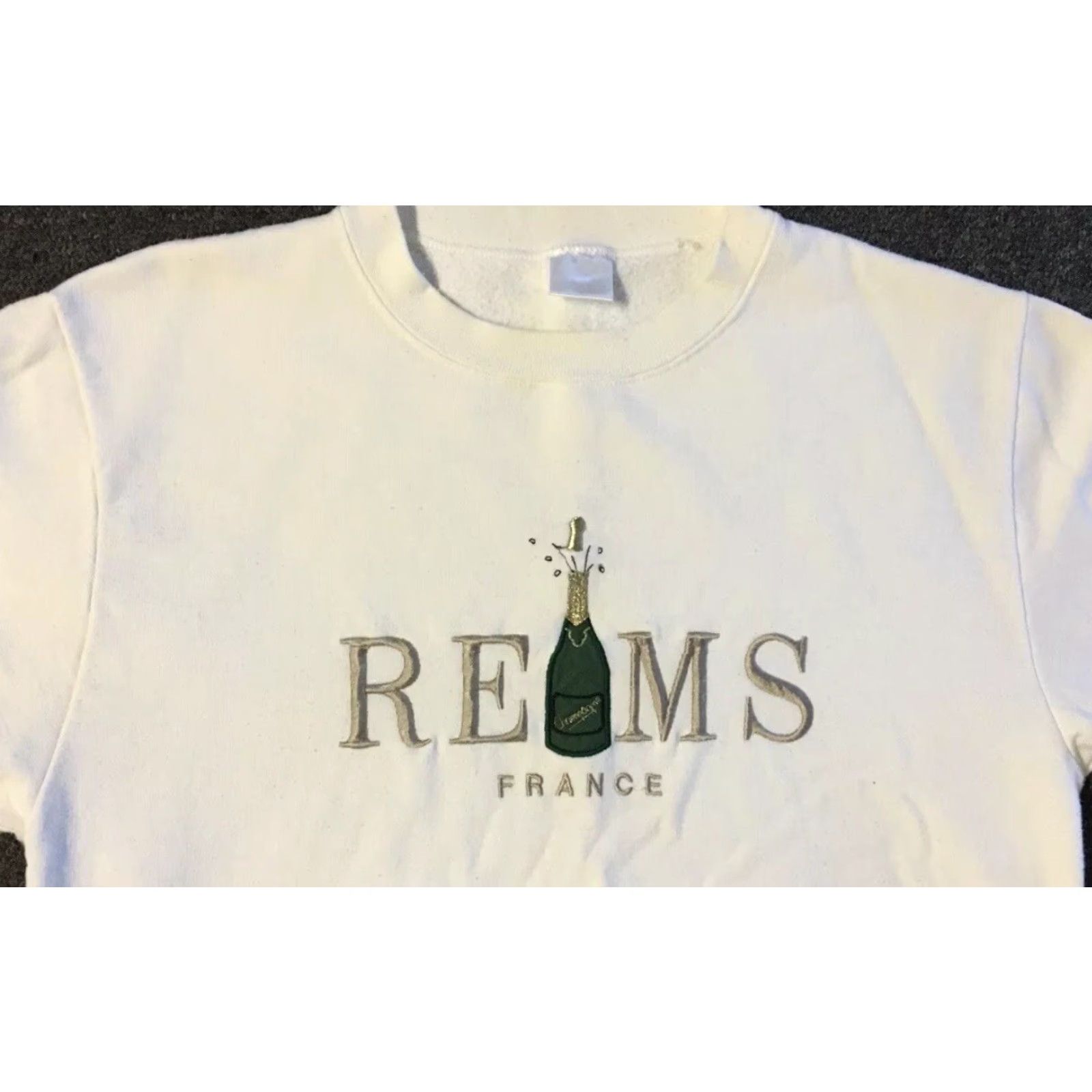 Vintage VINTAGE Reims France Faded 90s Sweatshirt Hoodie XS White Paris Champagne Beer Bar Grunge 80s Men Crew Neck Pullover Size US XS / EU 42 / 0 - 6 Thumbnail