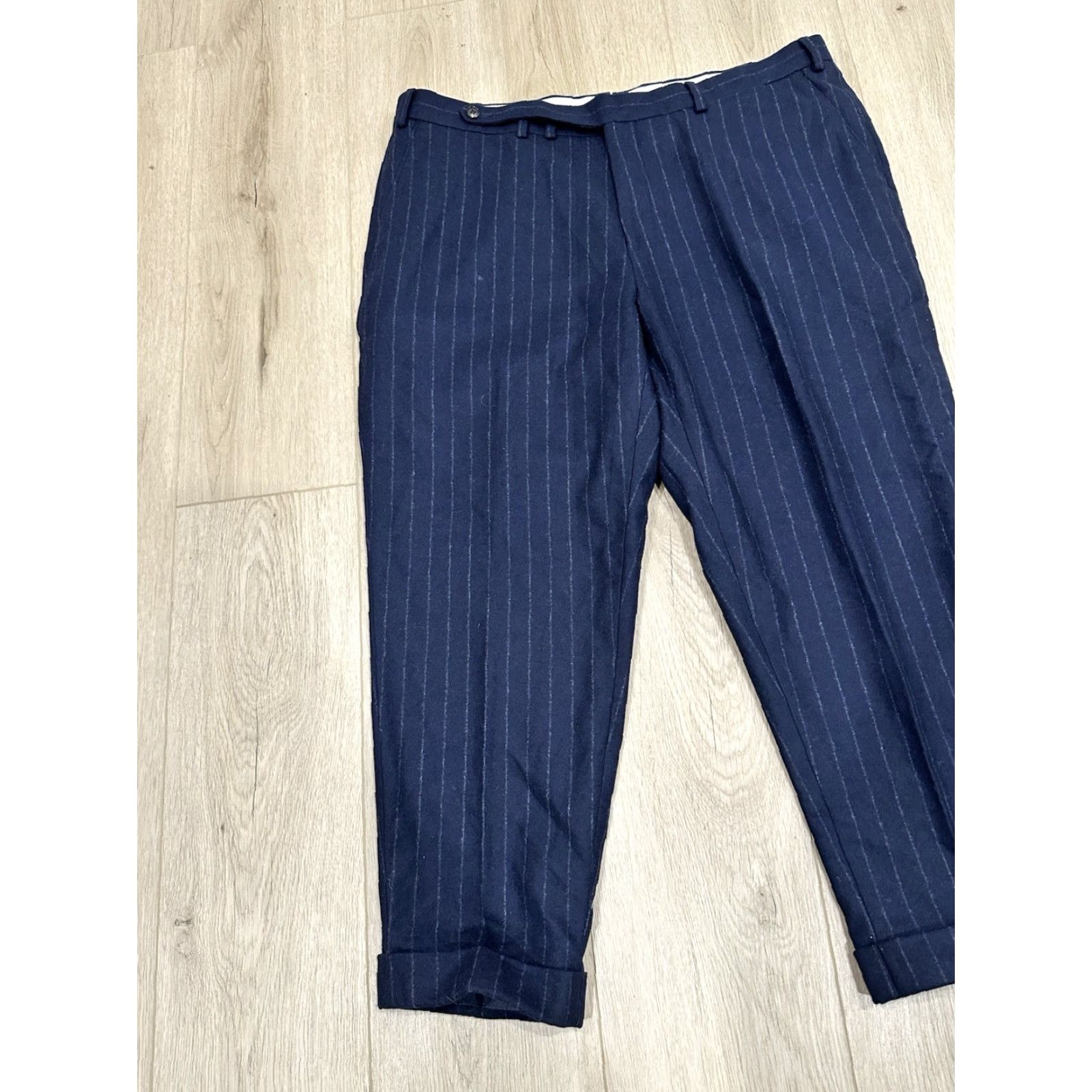 Suitsupply Suitsupply Wool Flannel Striped Navy White Dress Pants Trousers 38x25 Men Regular Inseam 25 Flat Front Dress Pants Suitsupply Size 38R - 3 Thumbnail