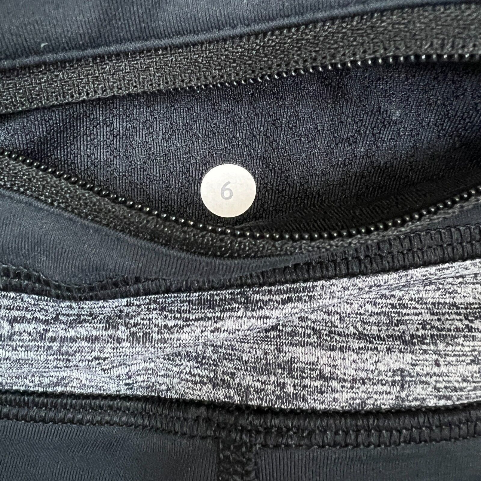 Lululemon Lululemon Run Inspire Crop II Size 6 Mid Rise Yoga Leggings Size 28" / US 6 / IT 42 - 8 Thumbnail