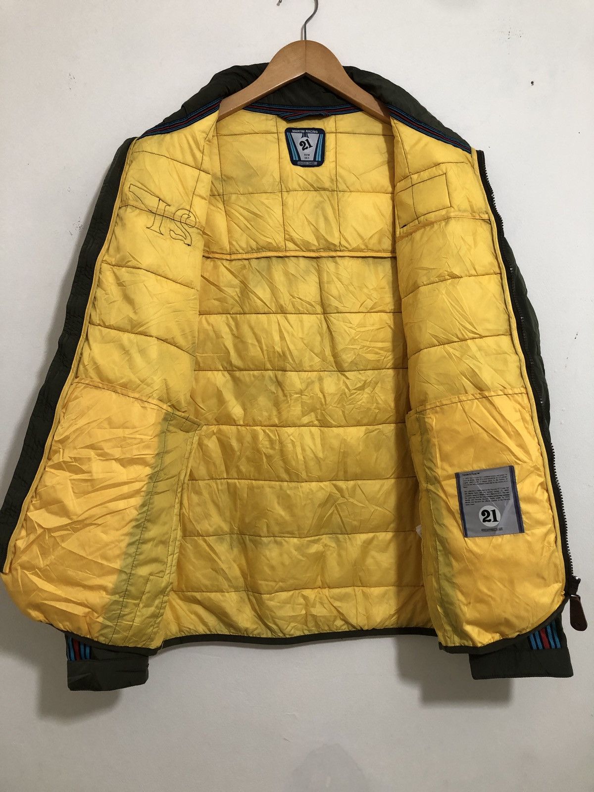 Porsche Design Porsche Martini Racing Jacket Size US M / EU 48-50 / 2 - 6 Thumbnail