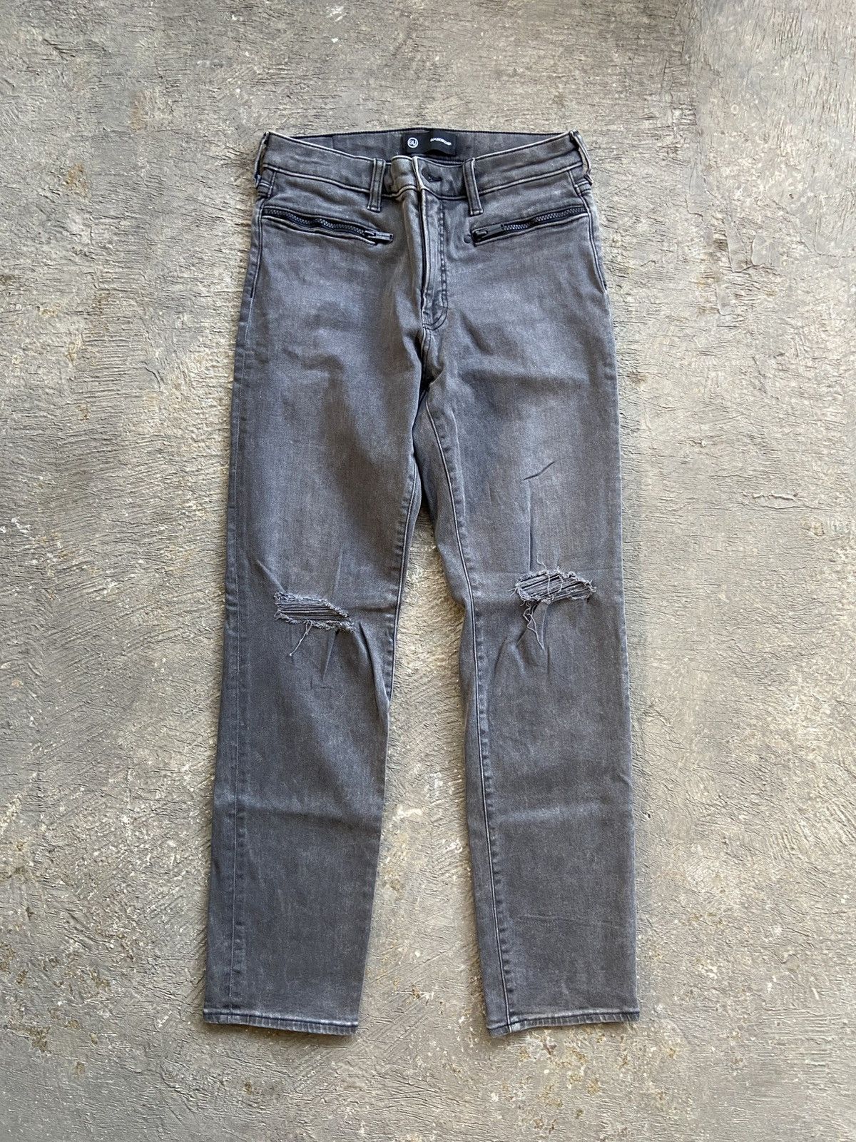 GU × Undercover SS24 GUxUNDERCOVER - Destressed Slim Fit Strech Jeans Pants Size US 31 - 1 Thumbnail