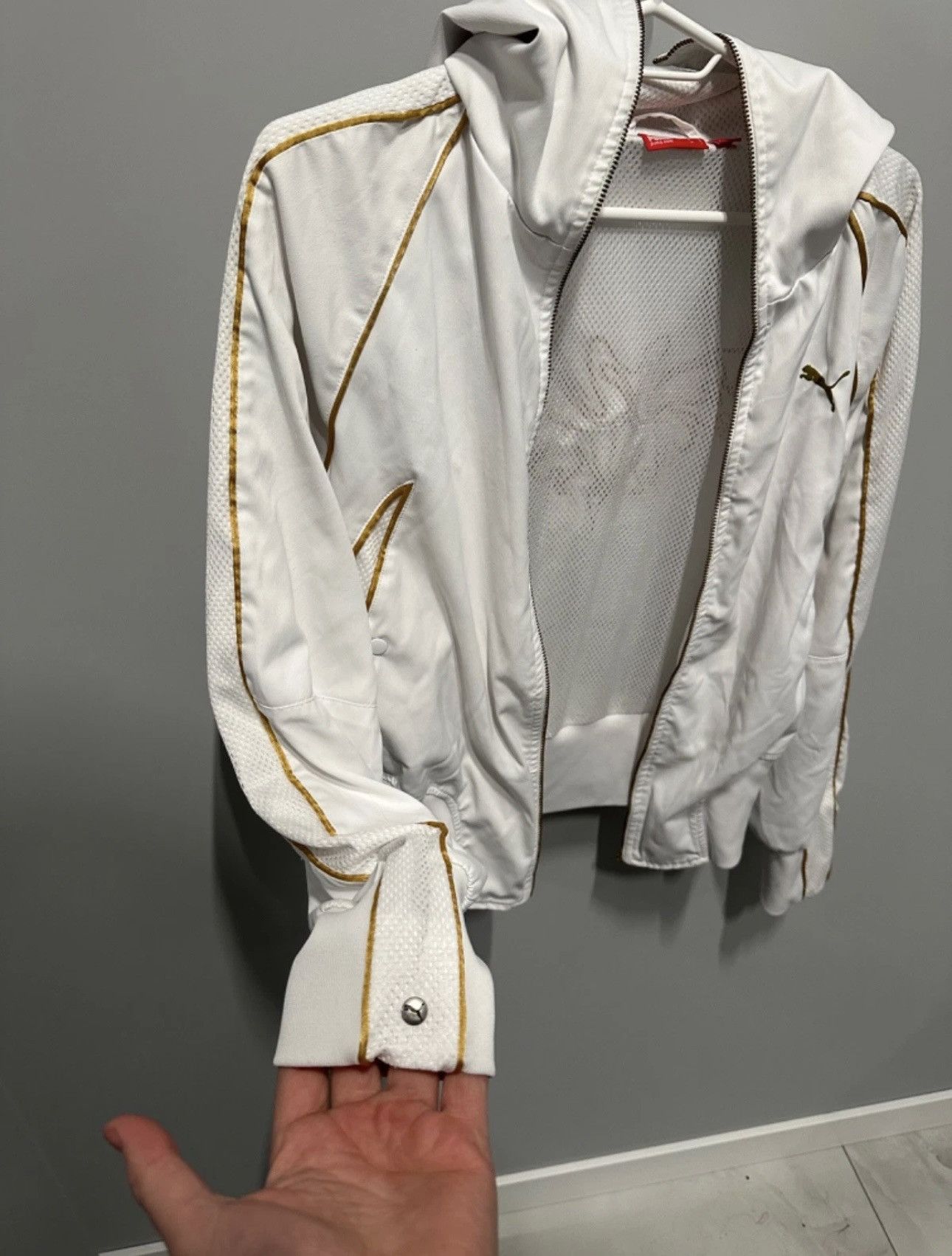Puma JAPANESE STYLE! Puma Vintage Jacket Gold Logo Y2K 2000s Size XS / US 0-2 / IT 36-38 - 6 Thumbnail