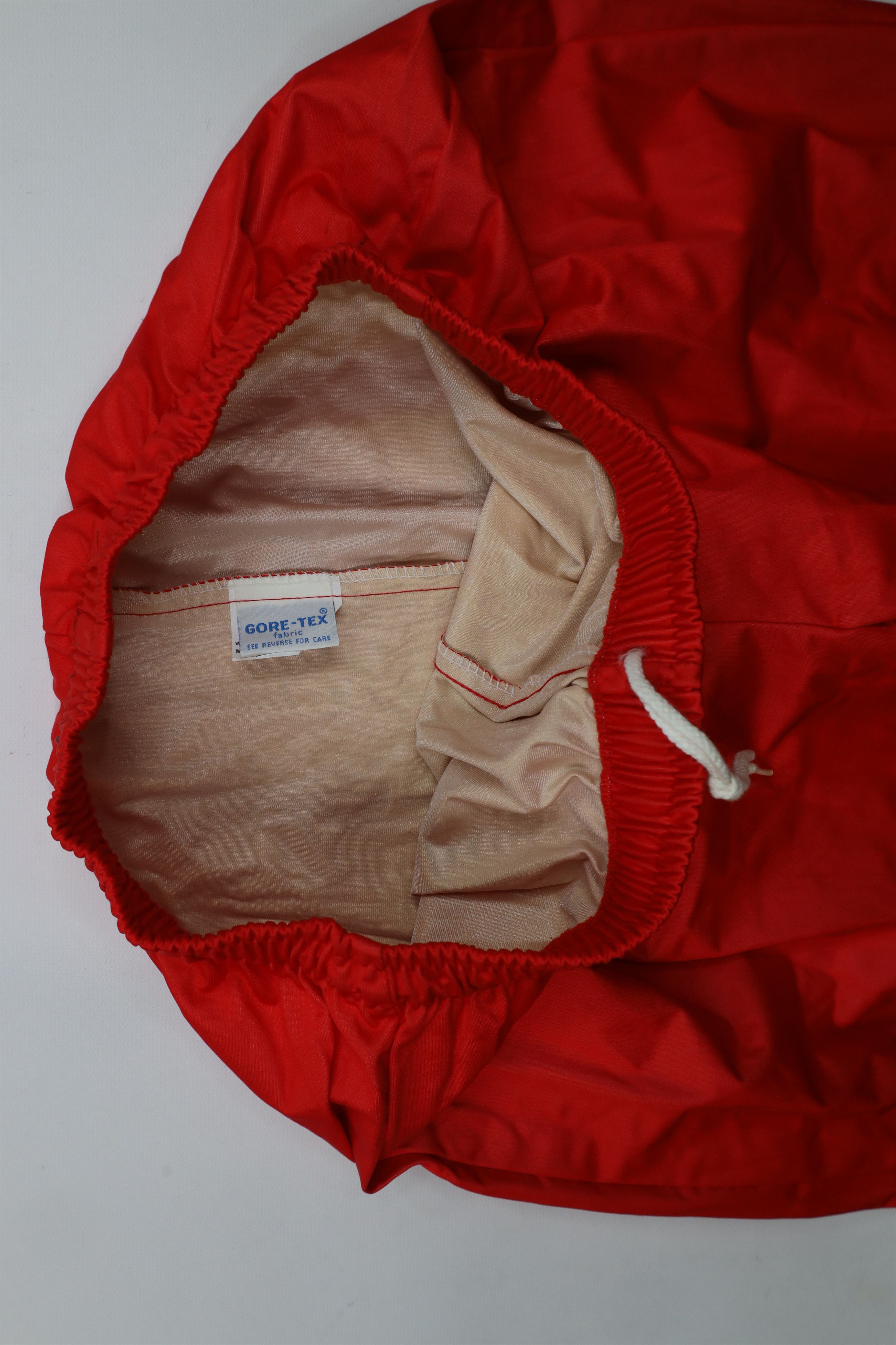 Vintage Vintage 80s Streetwear Waterproof Joggers Pants Red USA Size US 34 / EU 50 - 8 Thumbnail