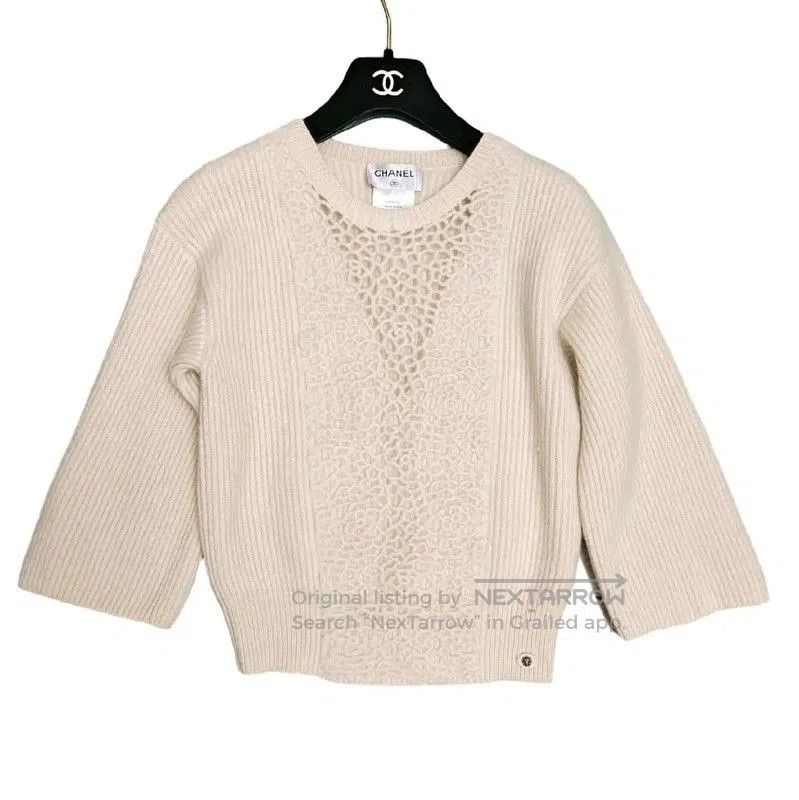Chanel Chanel Beige Cashmere Long Sleeve Sweater . Size XS / US 0-2 / IT 36-38 - 1 Thumbnail