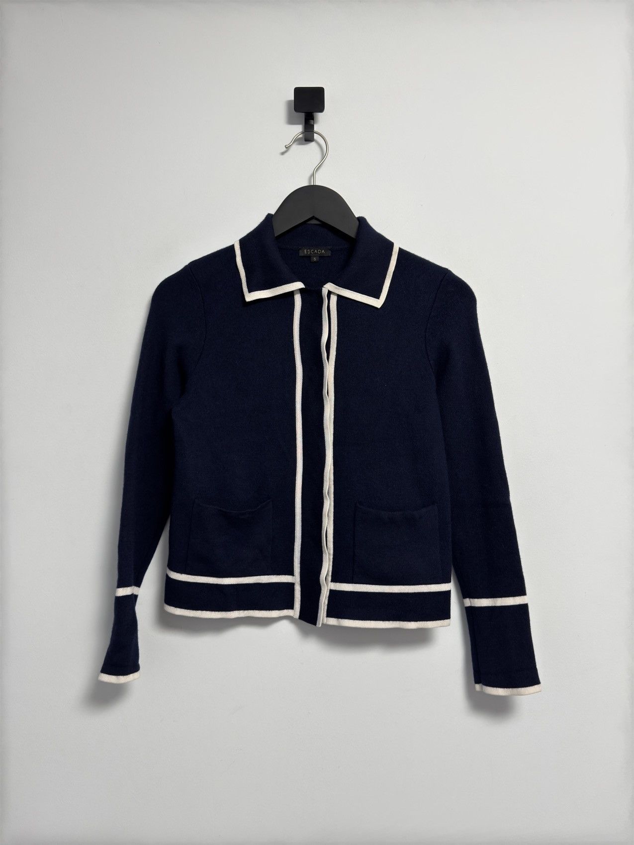 Escada ESCADA Stile Navy & White Tipped Cardigan Size Small NWT Size S / US 4 / IT 40 - 1 Thumbnail