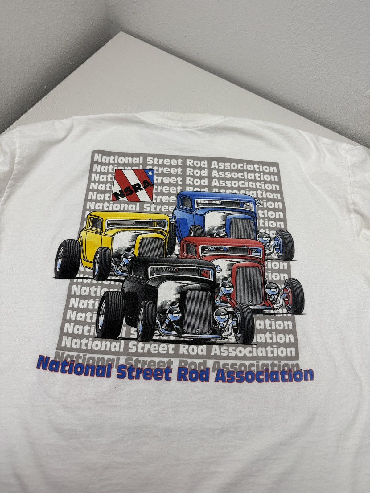Gildan 2002 Street Rod Nationals Car Show NSRA Cropped Tshirt XL Size US XL / EU 56 / 4 - 8 Thumbnail