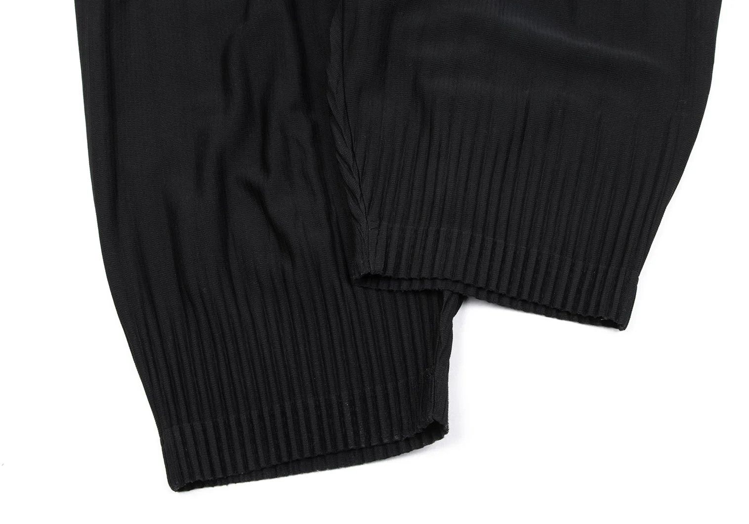 Issey Miyake Cropped Pleated Pants in Black Size US 32 / EU 48 - 11 Thumbnail