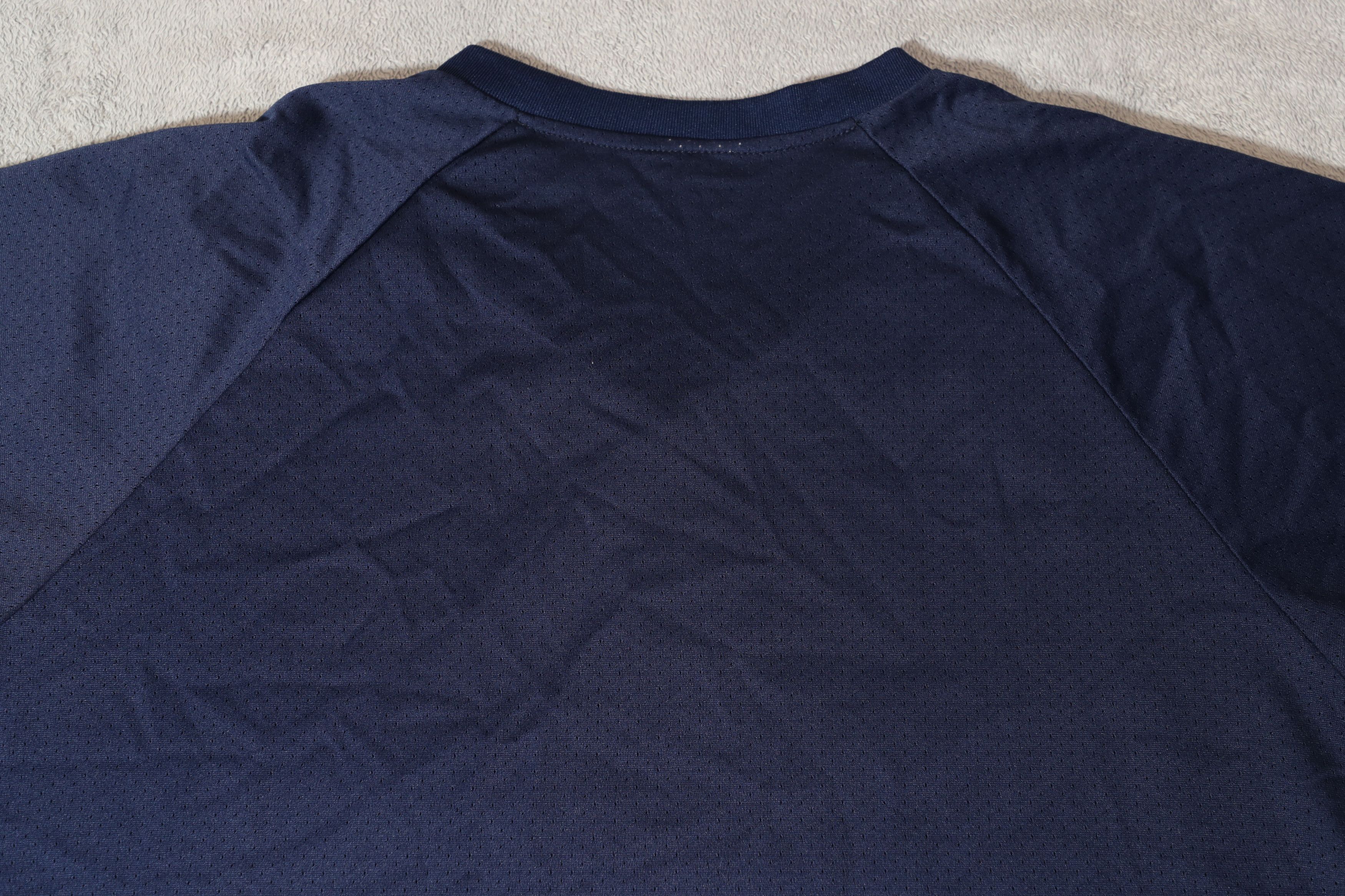 Majestic Vintage 1990s New York Yankees Majestic Mesh Shirt (XL) Size US XL / EU 56 / 4 - 9 Thumbnail