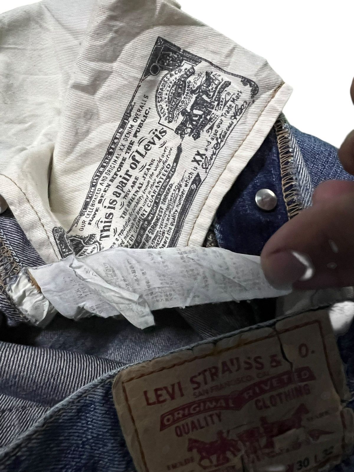 Levi's Vintage Levis 501 1966 Special Edition Distress Jean Size US 30 / EU 46 - 17 Thumbnail