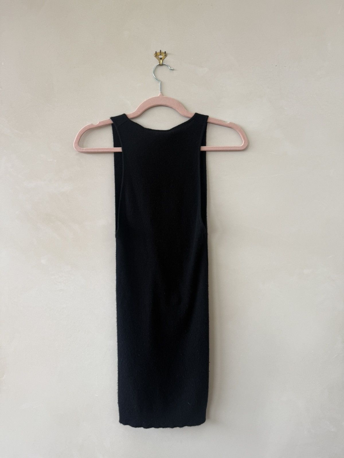 Chanel Vintage black cashmere chanel tank top Size XS / US 0-2 / IT 36-38 - 5 Thumbnail