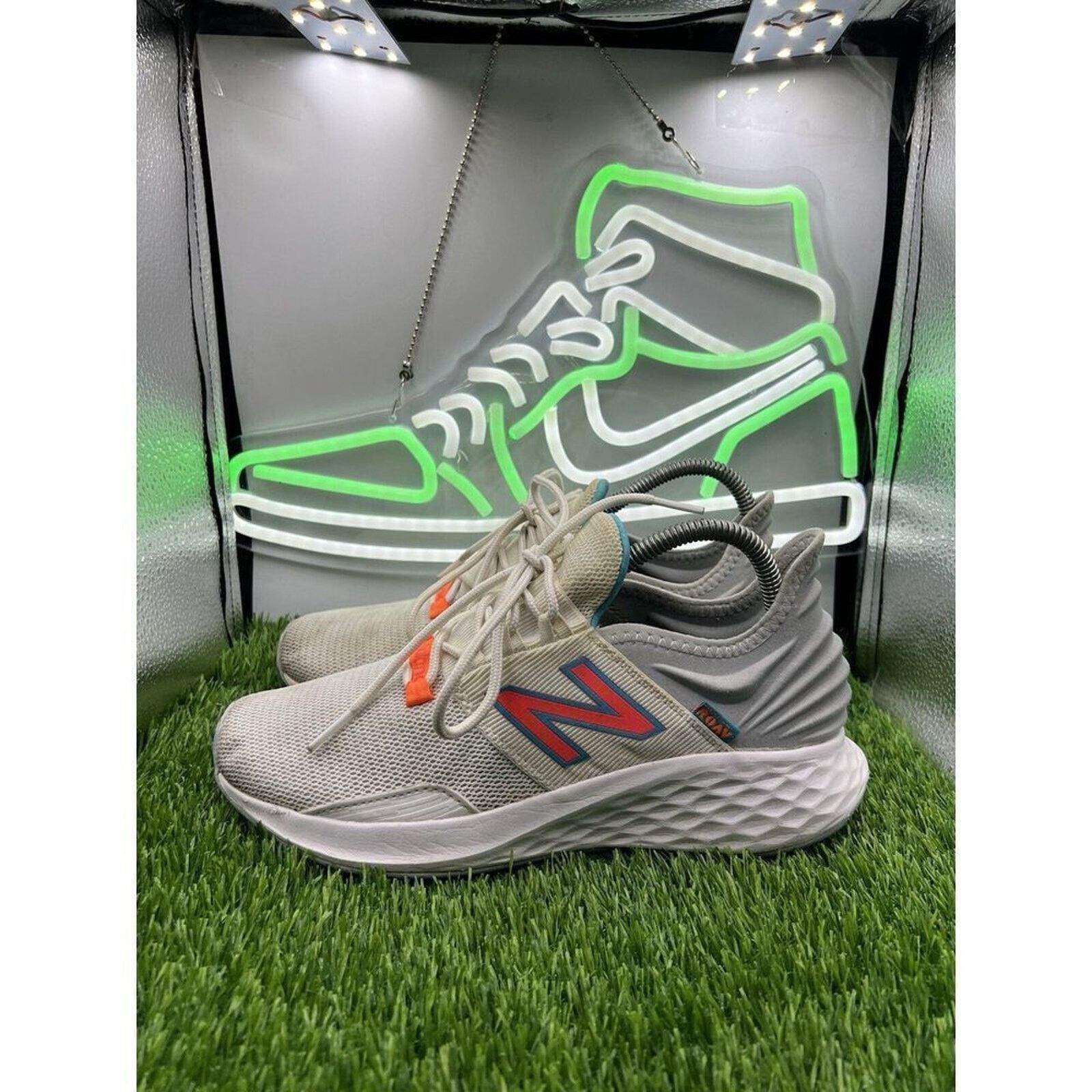 New Balance New Balance Womens Fresh Foam Roav WROAVCH Shoes Size 8.5 Size US 8.5 / IT 38.5 - 1 Thumbnail