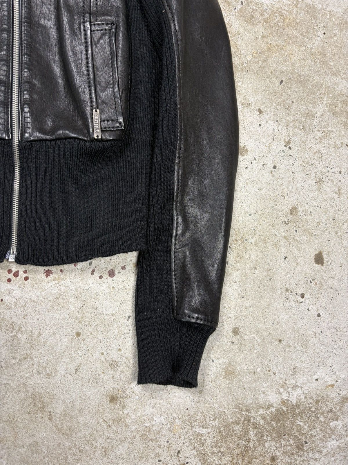 John Galliano John Galliano 2000s Black Embroidery Leather Bomber Jacket Size M / US 6-8 / IT 42-44 - 10 Thumbnail