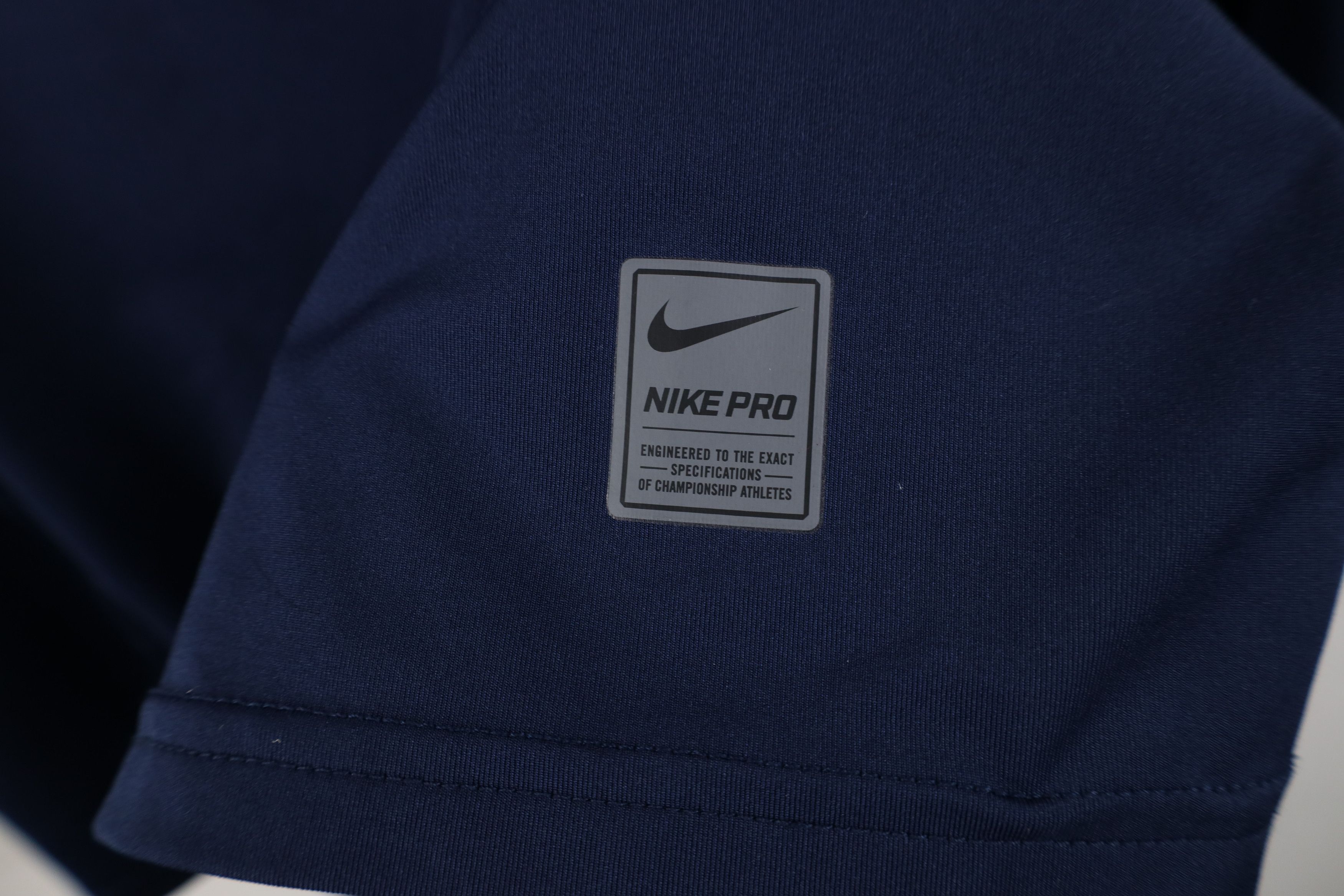 Nike Nike Pro Combat Swoosh Compression Training T-Shirt Blue Size US M / EU 48-50 / 2 - 10 Thumbnail