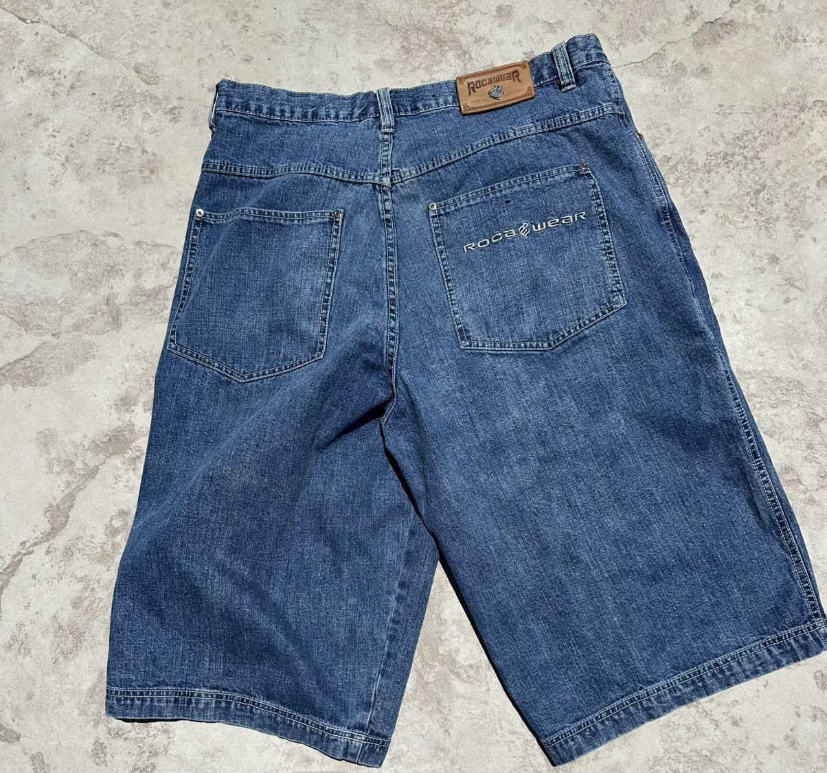 Rocawear VINTAGE Rocawear Baggy Jean Shorts Mens 38 Size US 38 / EU 54 - 1 Thumbnail