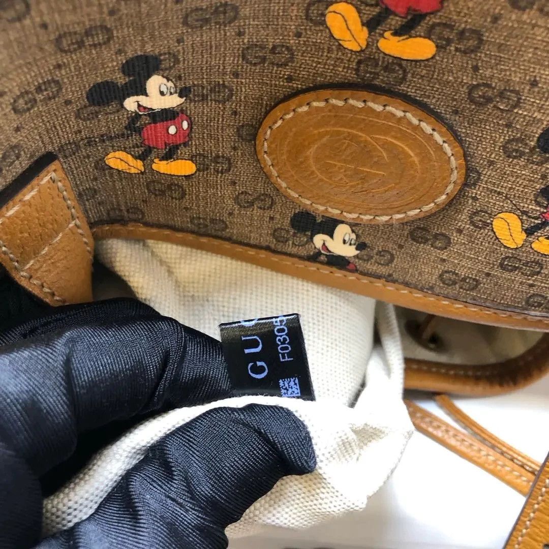 Gucci Product Name: Gucci Disney Mickey Collaboration Brand: Size ONE SIZE - 6 Thumbnail