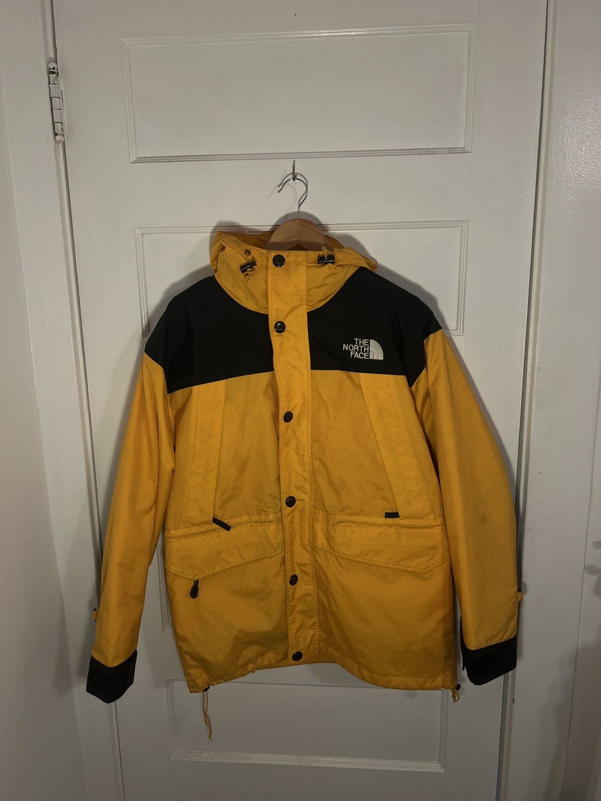 The North Face The North Face GORE-TEX Parka with Liner Size US M / EU 48-50 / 2 - 1 Thumbnail