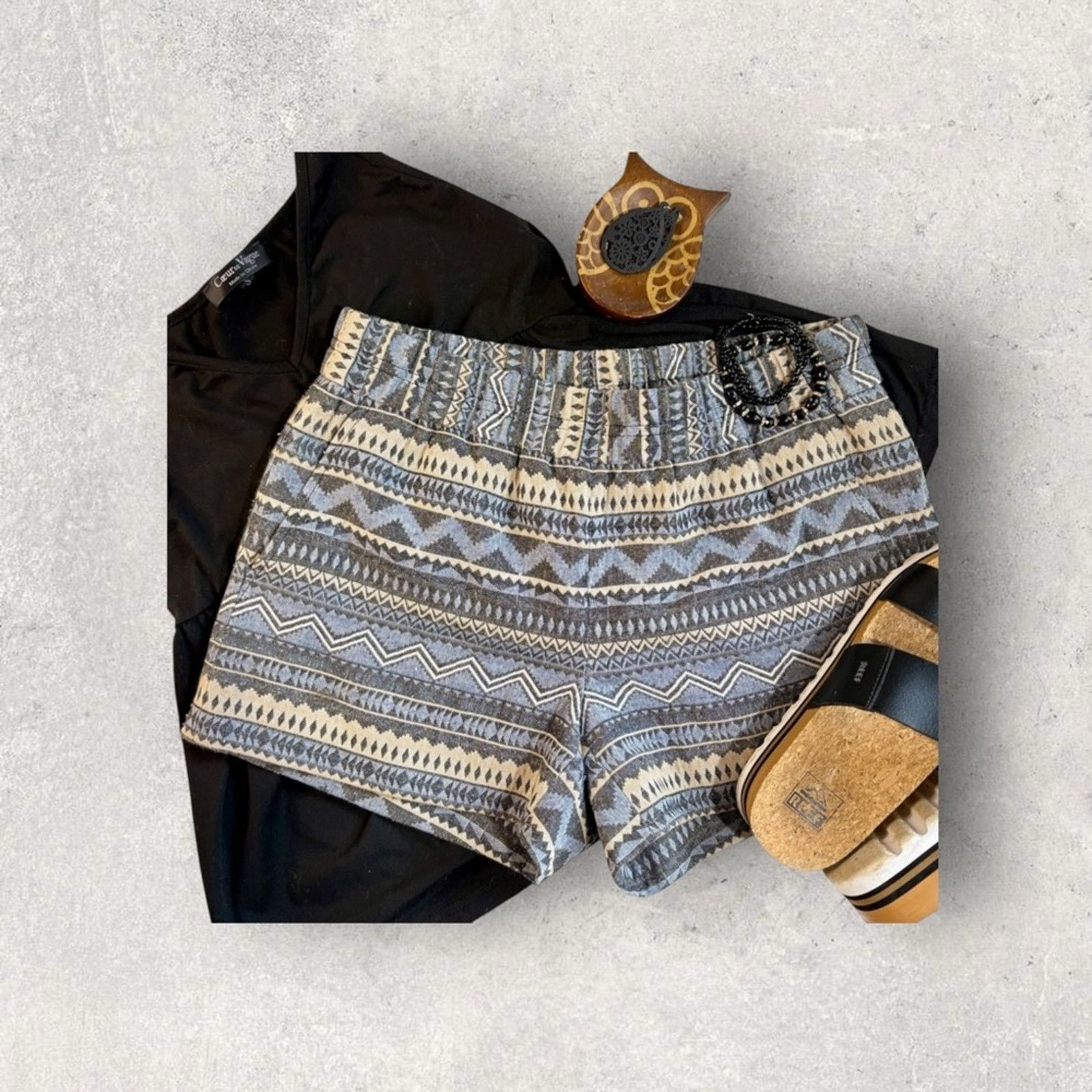J.Crew Patterned Gray Women's Shorts Size 26" / US 2 / IT 38 - 2 Thumbnail
