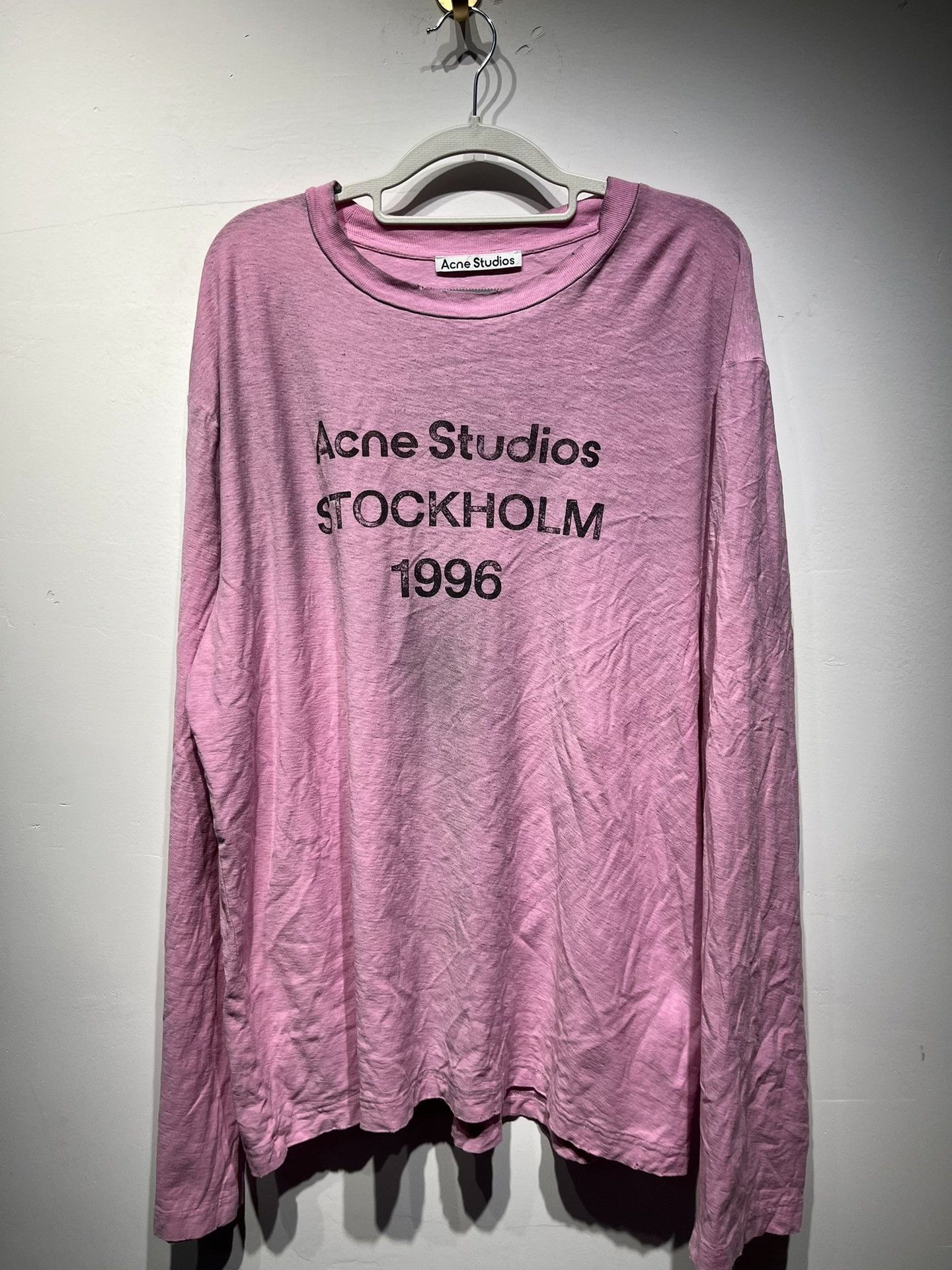 Acne Studios Acne Studios Printed Pink T-Shirt L Women Size L / US 10 / IT 46 - 1 Thumbnail