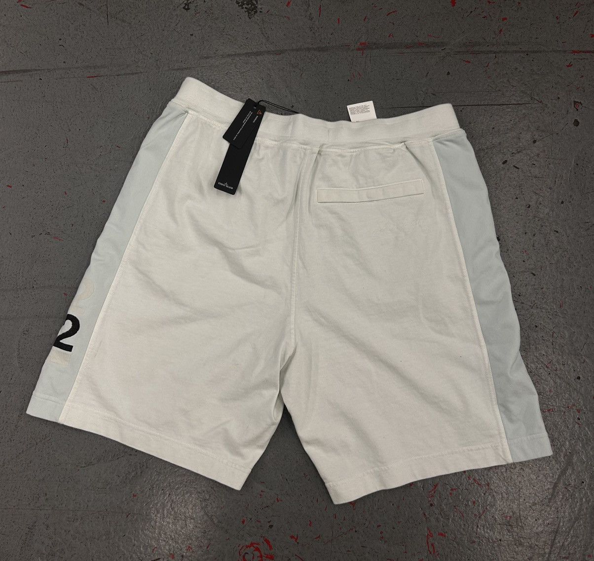 Stone Island Stone Island Fleece Shorts 8222 Size Large NEW Size US 34 / EU 50 - 5 Thumbnail