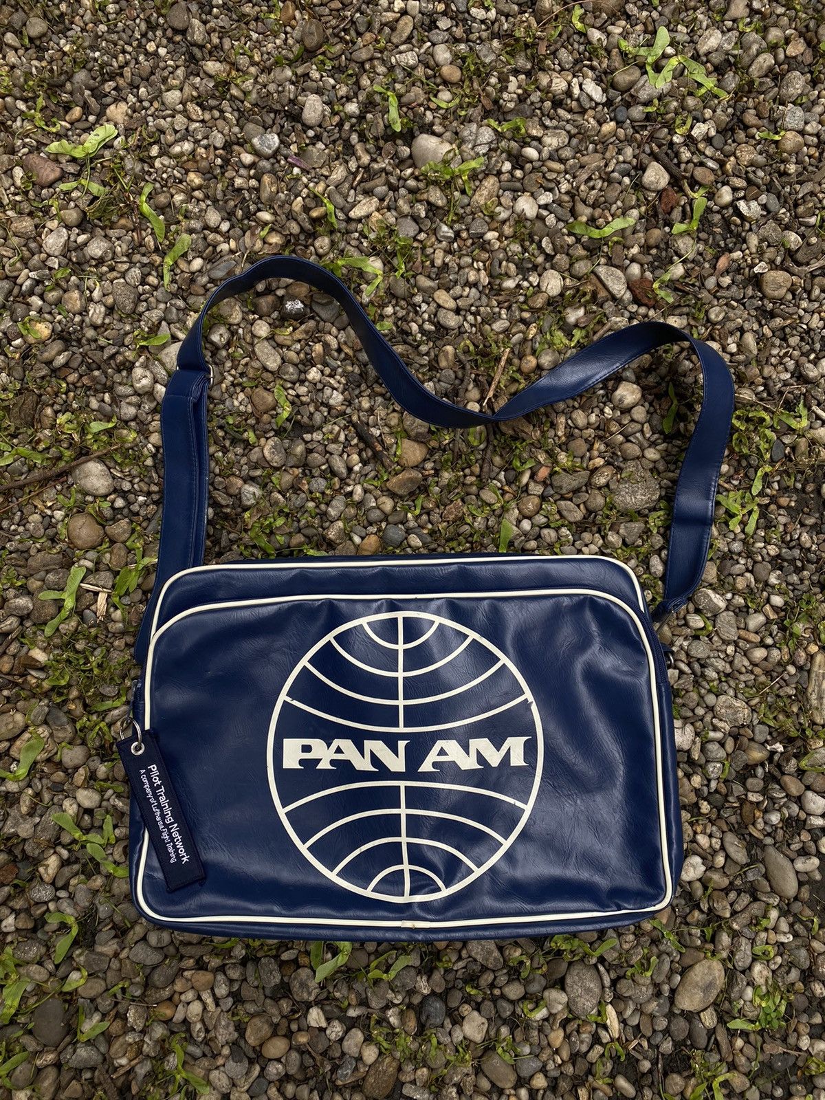 Vintage Vintage Pan Am Pilot Training Network Crossbody Bag Size ONE SIZE - 1 Thumbnail