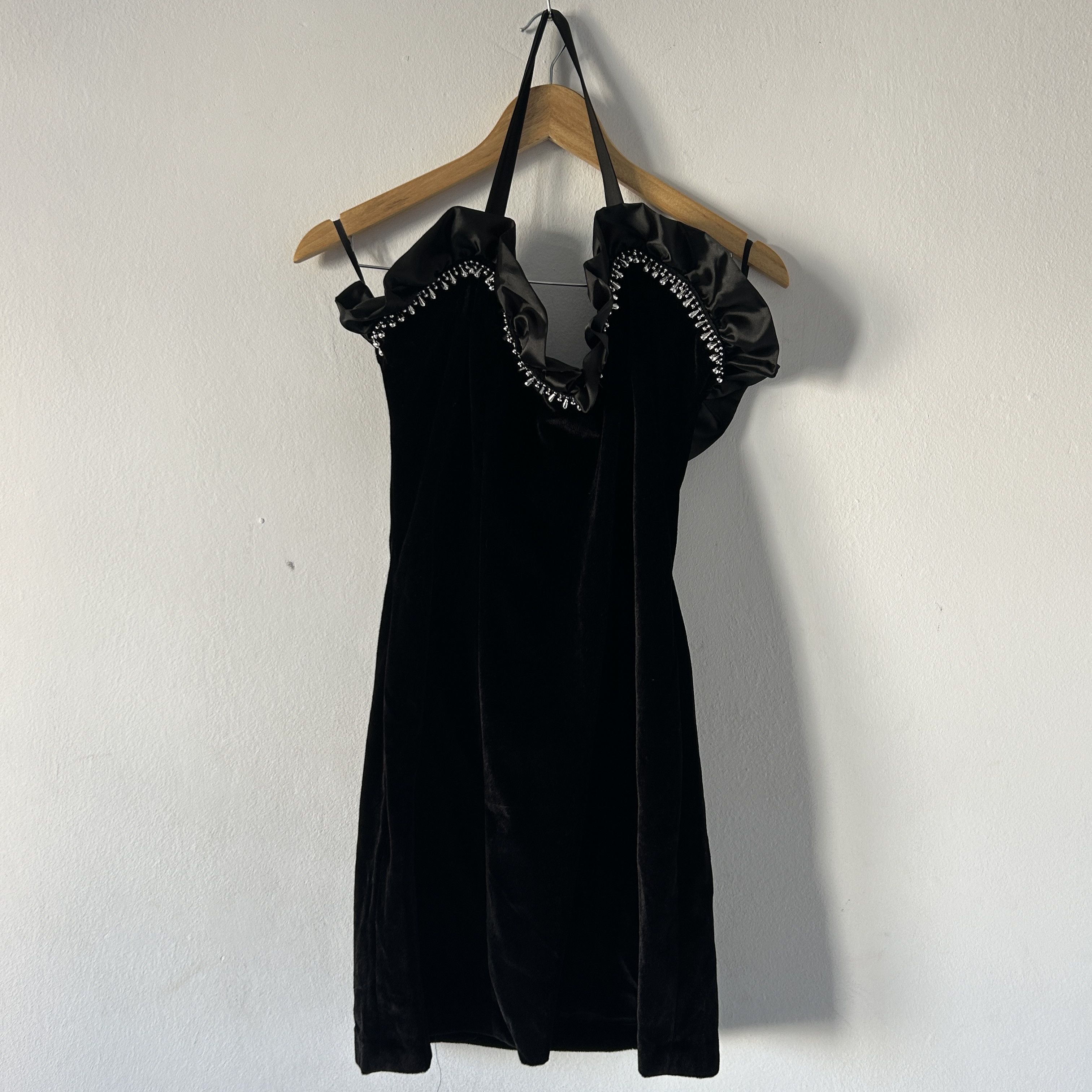 Vintage Vintage 80s halter sweetheart fringed black velvet dress Size XL / US 12-14 / IT 48-50 - 7 Thumbnail