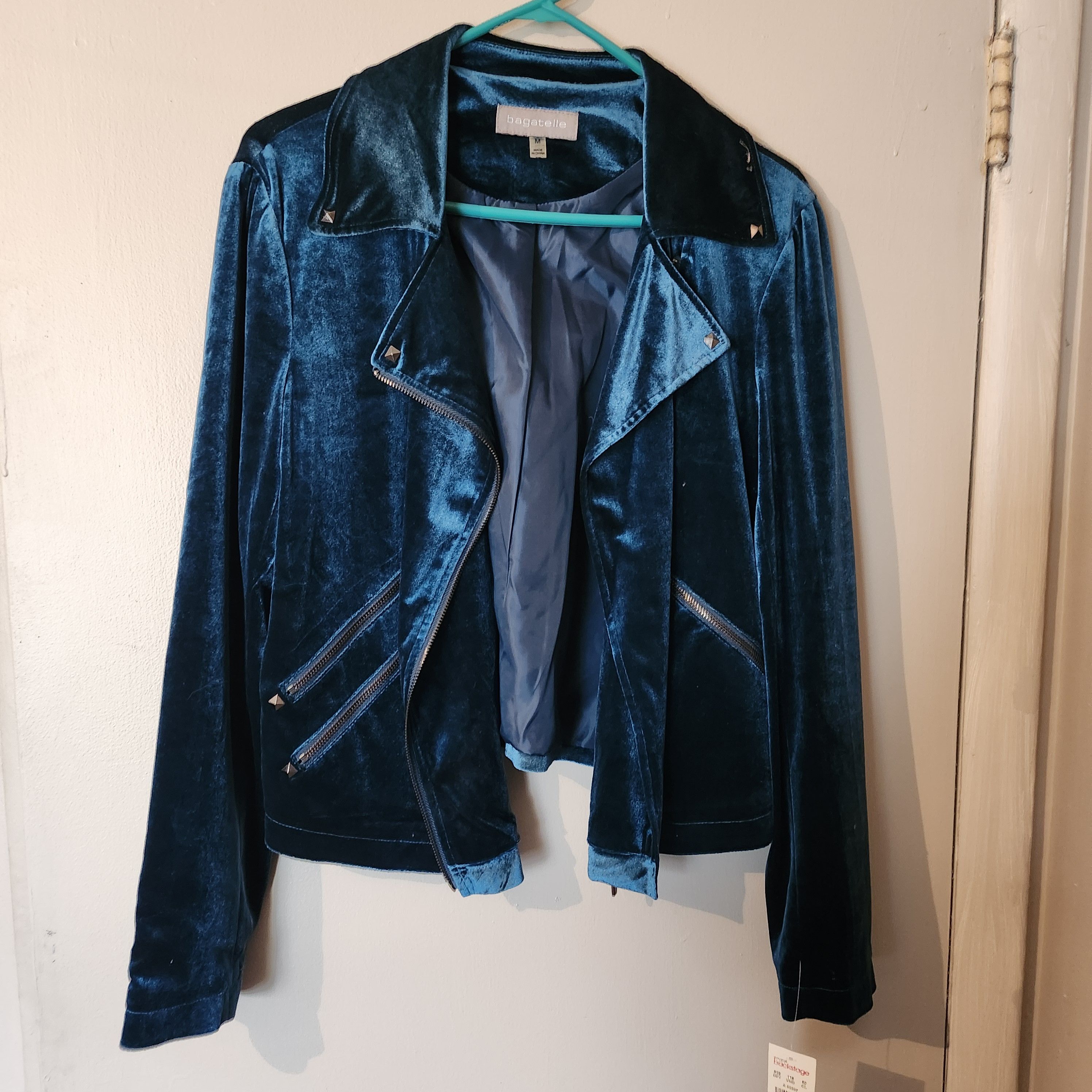 Other Bagatelle Women's Teal Velvet Moto Jacket Studded Zip M NWT Size M / US 6-8 / IT 42-44 - 1 Thumbnail
