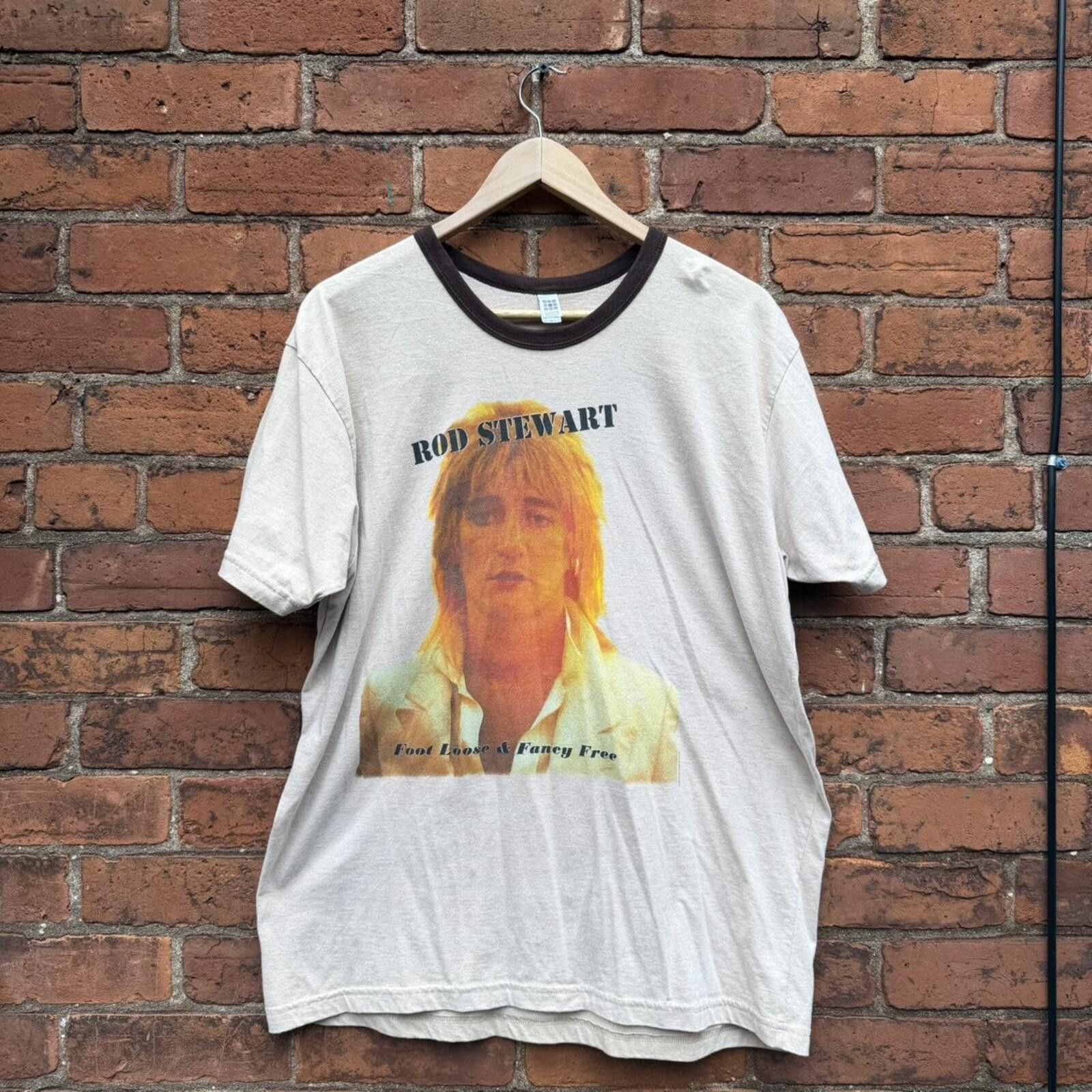 American Apparel vintage Rod Stewart foot loose & fancy free t shirt 2004 Size US XL / EU 56 / 4 - 1 Thumbnail