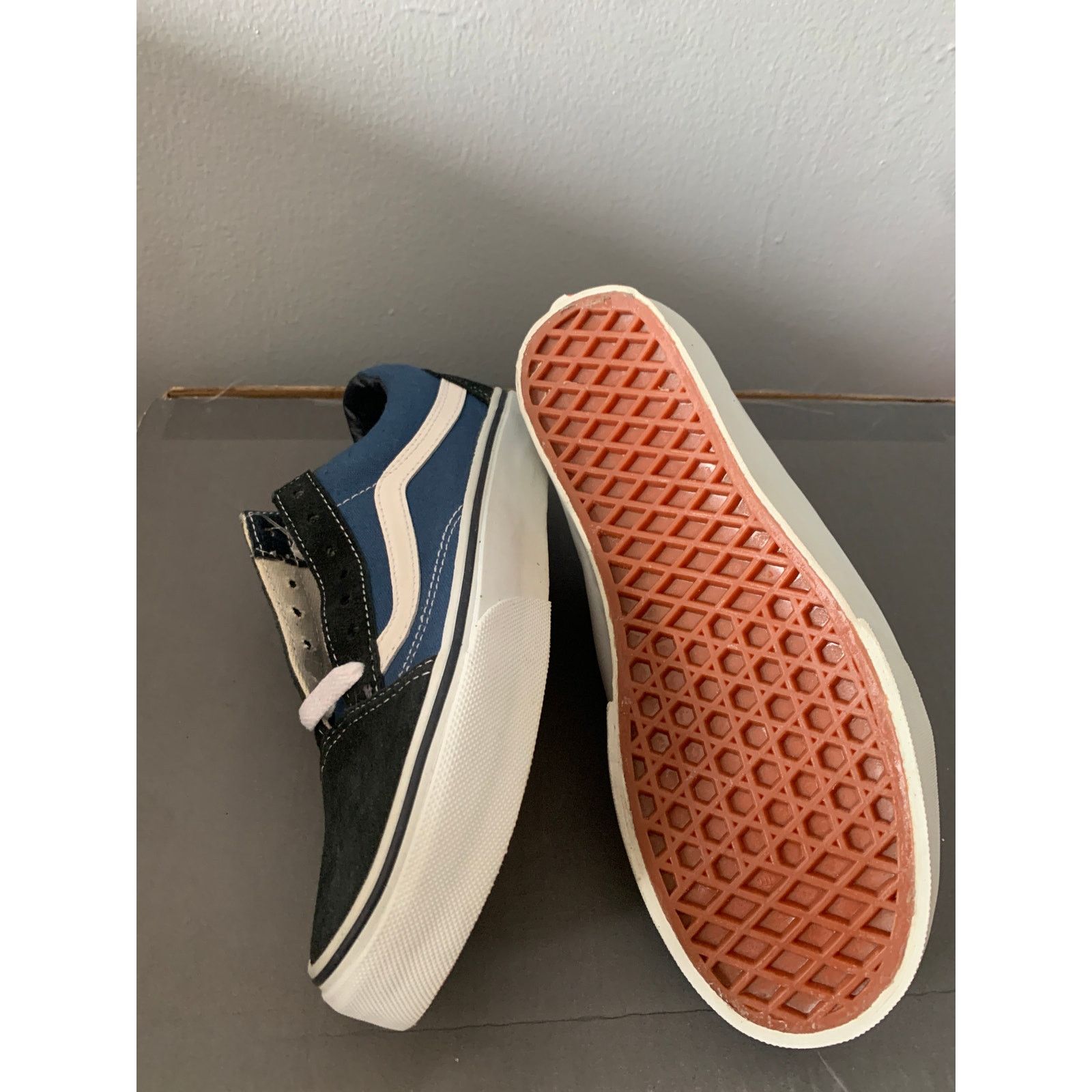 Vans Vans Blue & Black OTW Old Skool Size 3.5 Men's 5.5 Women's Size US 5.5 / EU 38 - 6 Thumbnail