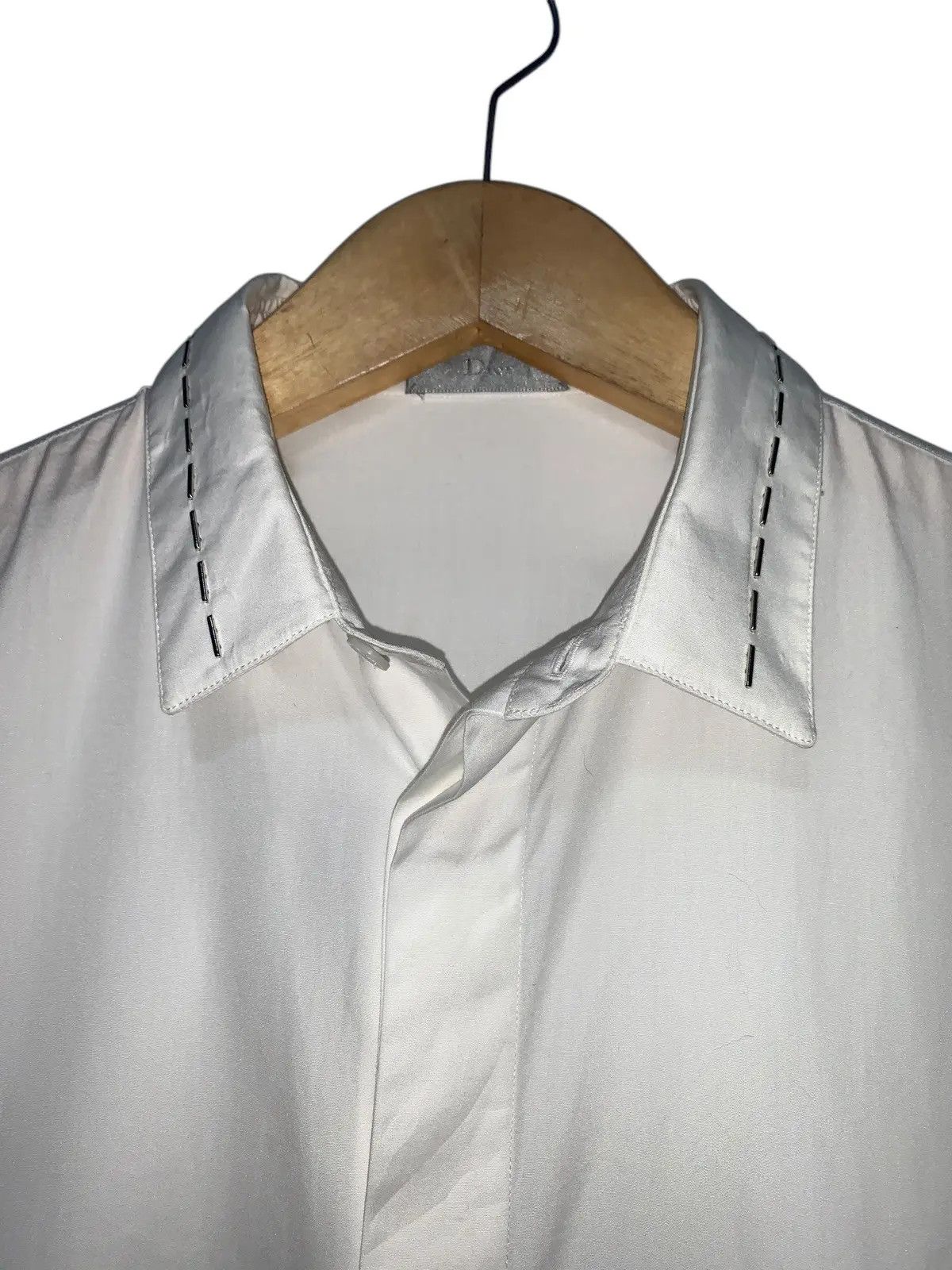 Dior Dior Runaway Fw17 Embroidery metal collar hiddenbutton shirt Size US M / EU 48-50 / 2 - 4 Thumbnail