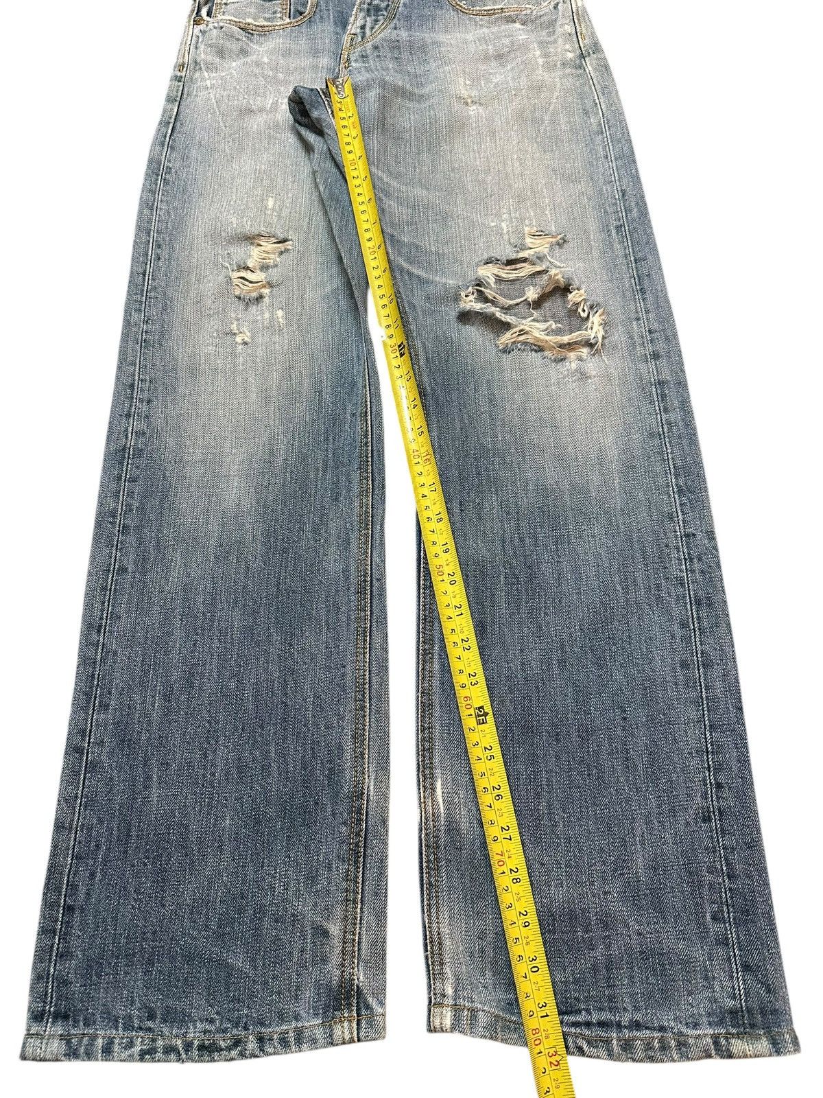 Lee Vintage Lee Buckle Style Faded Wash Distressed Baggy Jeans Size US 30 / EU 46 - 13 Thumbnail