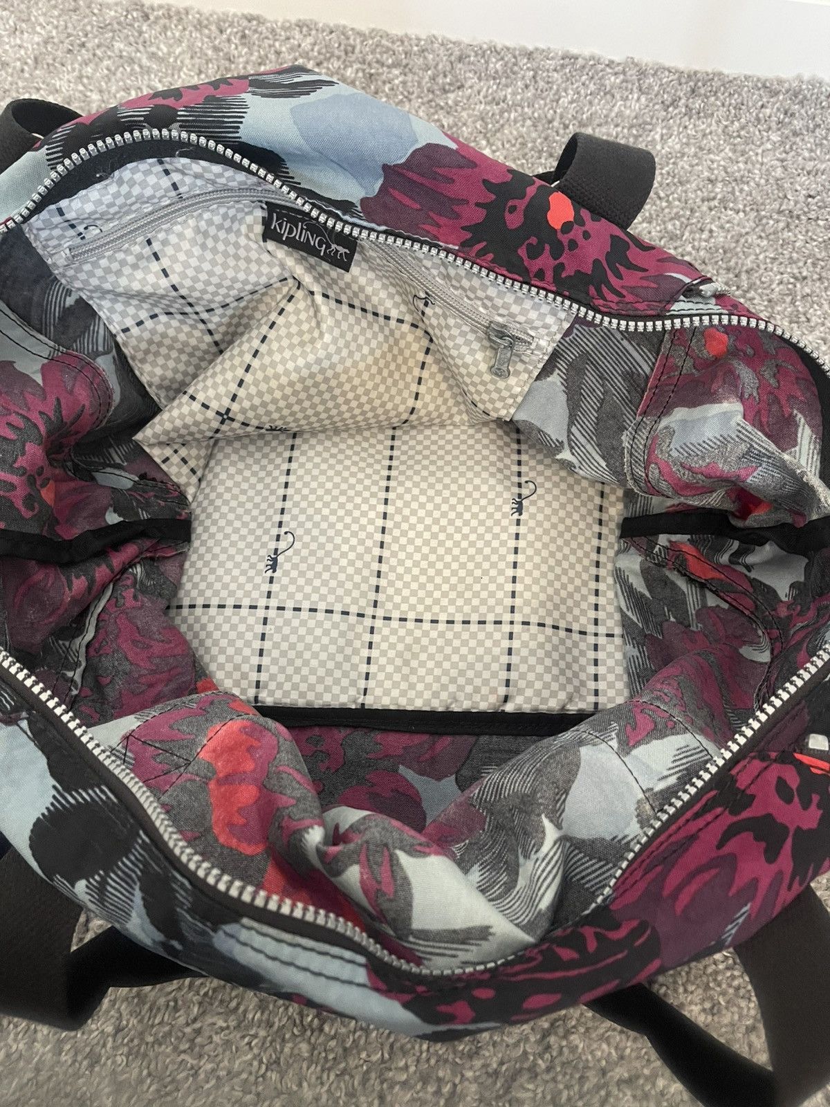 Japanese Brand KIPLING VINTAGE AVANT GARDE Y2K FLOWERS MONKEY BIG BAG Size ONE SIZE - 15 Thumbnail
